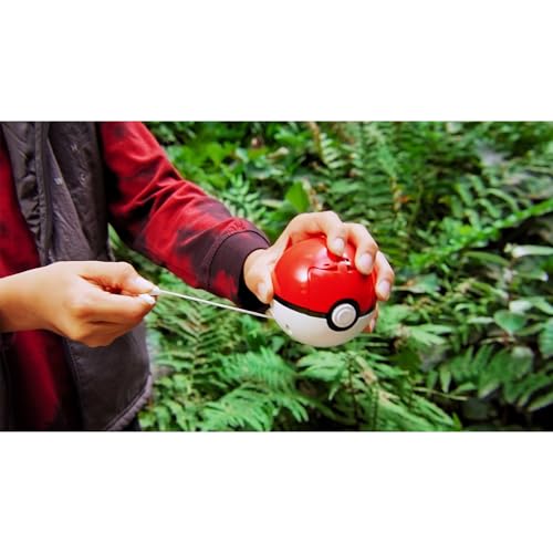 Pokémon Pikachu & Mew Battle Spinner Arena Set with Poké Ball Launchers 10