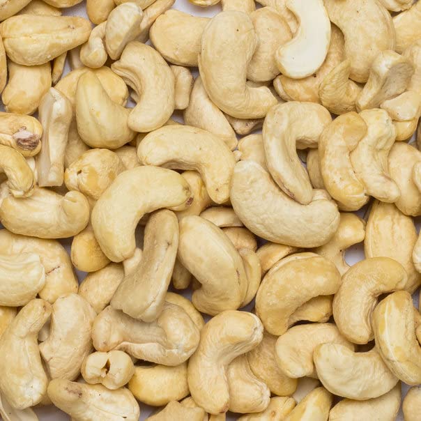 Wholefood Earth Organic Cashew Nuts Whole – 1 kg | Raw | GMO Free | Vegan