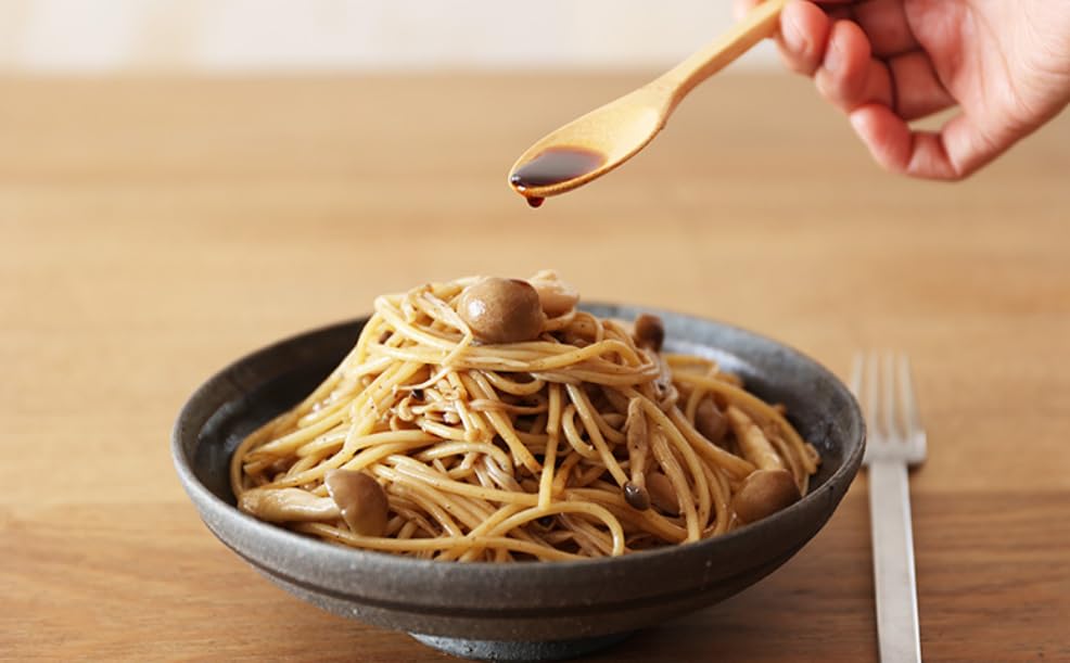 Lee Kum Kee Japanese Style Premium Soy Sauce 1L 4