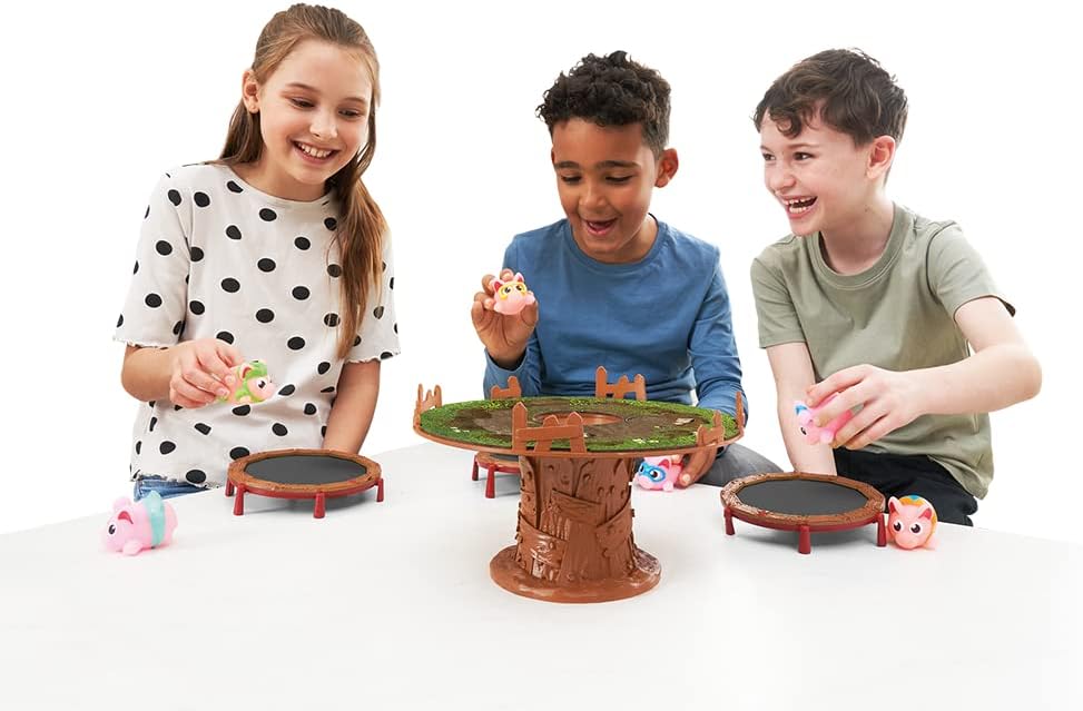 PlayMonster Pigs on Trampolines Board Game 4