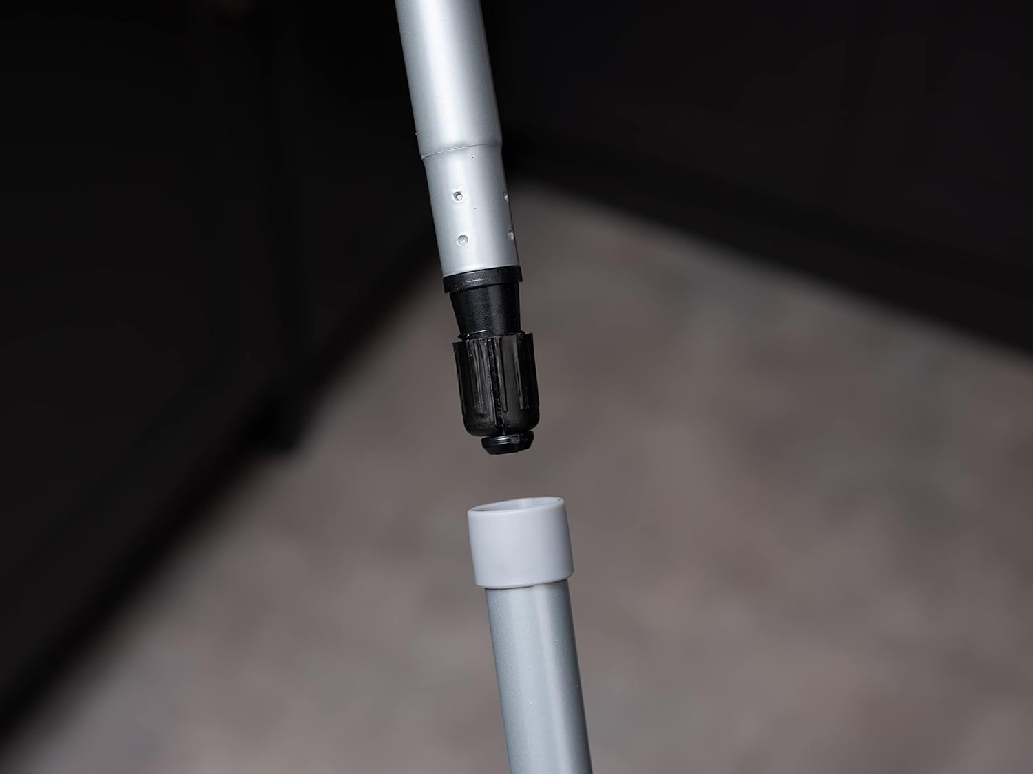 Addis Cotton Mop with 3-Piece Handle and 2 Replacement Heads 3