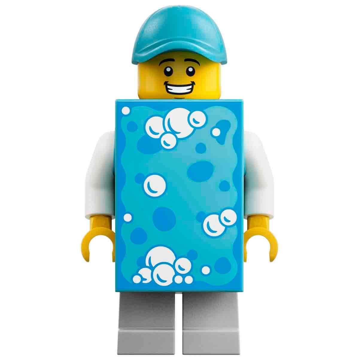 LEGO City Drive-Through Car Wash Toy Set 60497 with 2 Model Cars for Ages 6+ 4