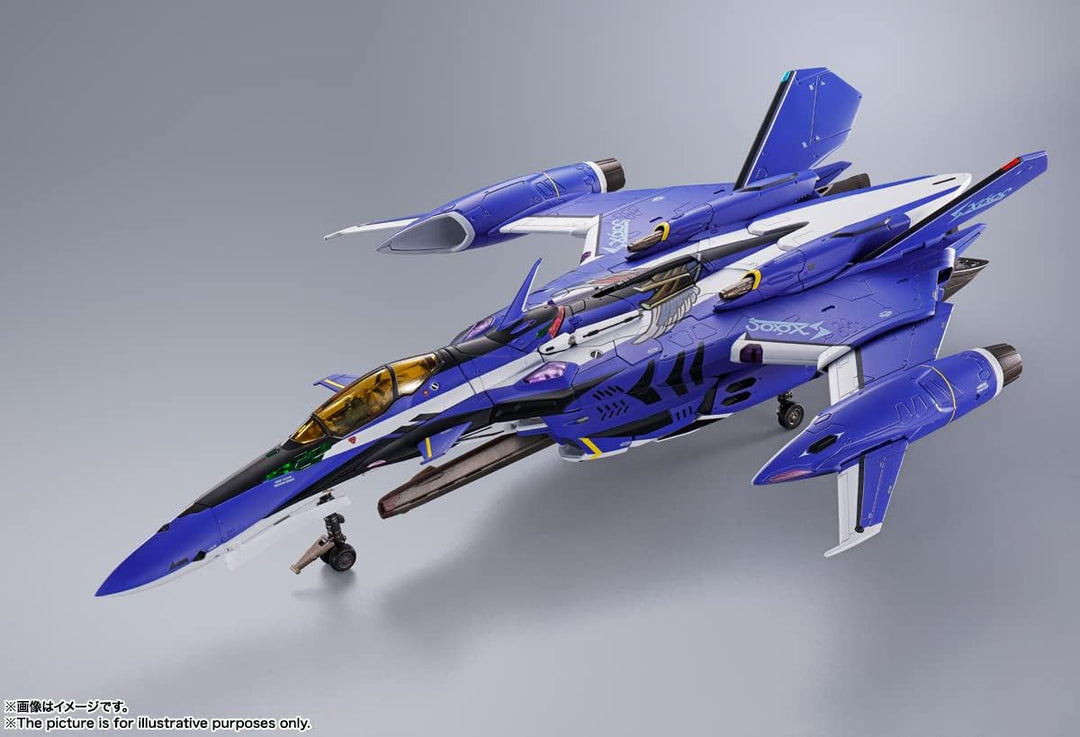 Bandai Macross Movie: Absolute Live!!!!!! YF-29 Durandal Valkyrie Maximilian Jenius Use Action Figure (BDIMF634733)