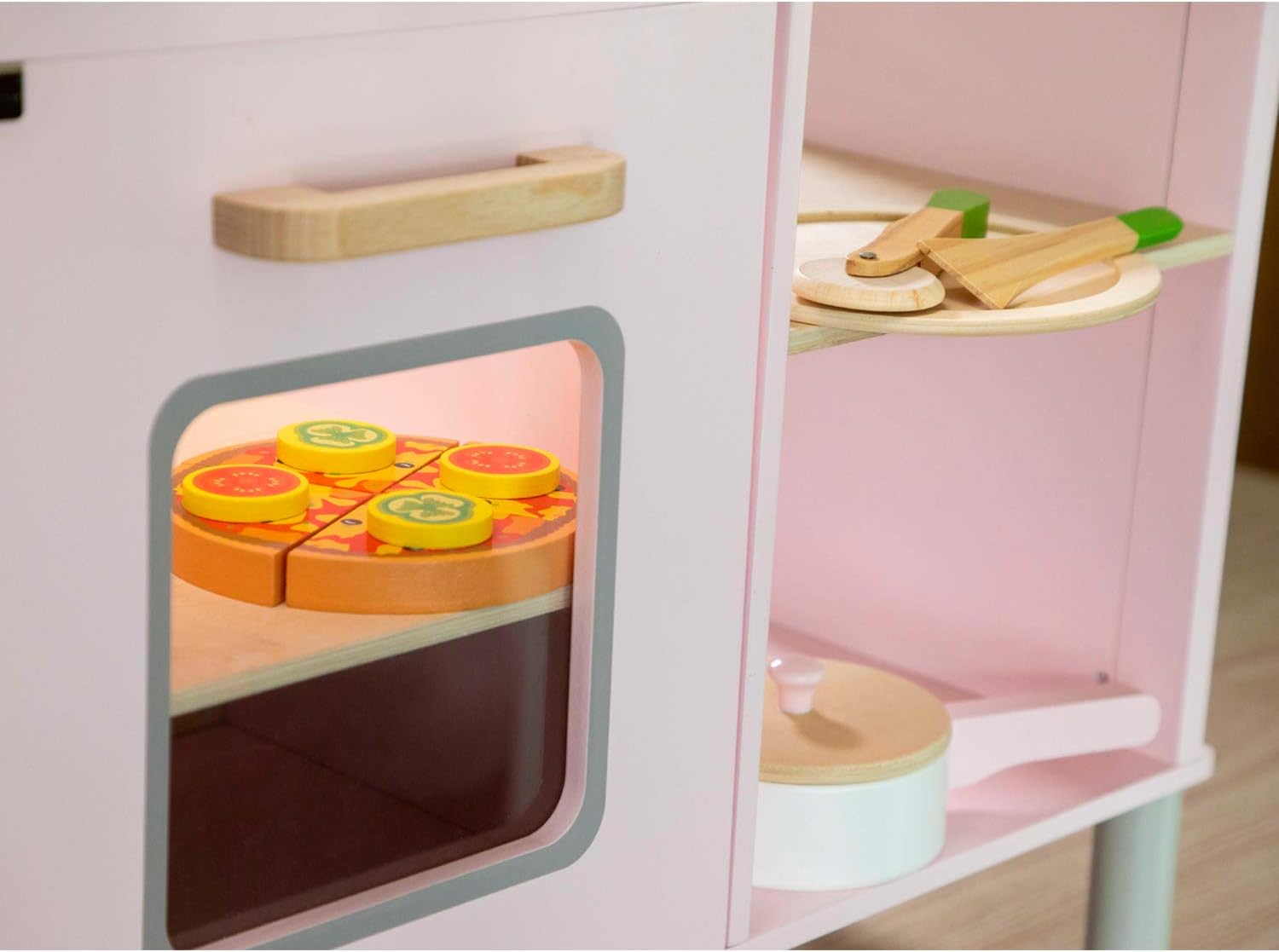 New Classic Toys 10587 Wooden Pretend Play Pizza Set - Educational Cutting & Cooking Toy for Toddlers 2+