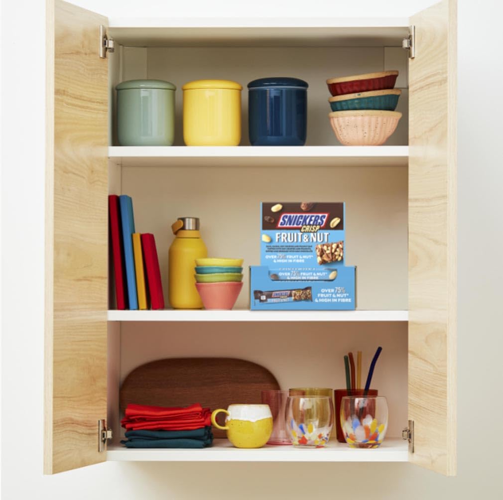 Snickers Crisp Fruit & Nut Milk Chocolate Snack Bars - 18 x 40g 3