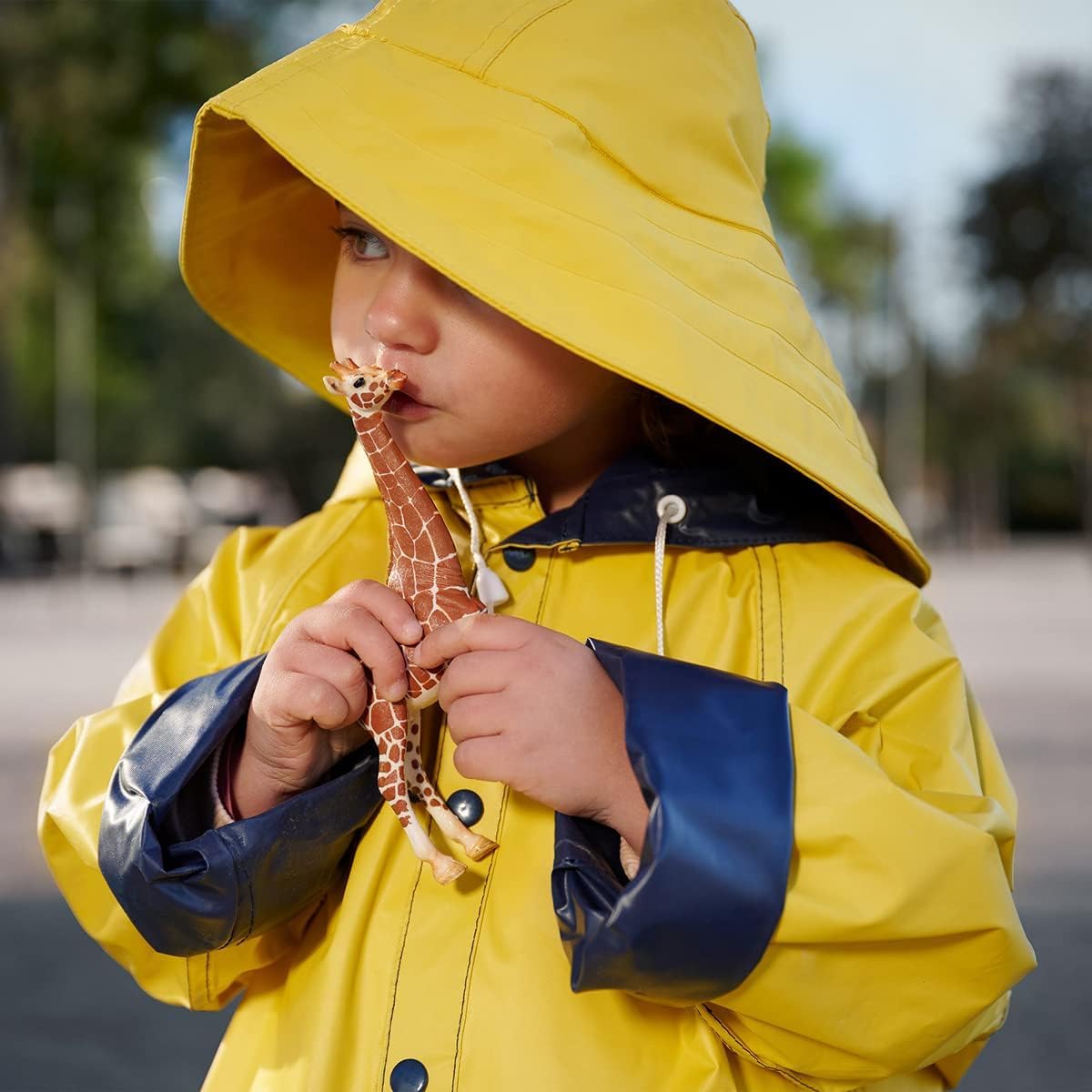 Schleich 14750 Wild Life Female Giraffe - Realistic Animal Figure for Kids 3+ 5