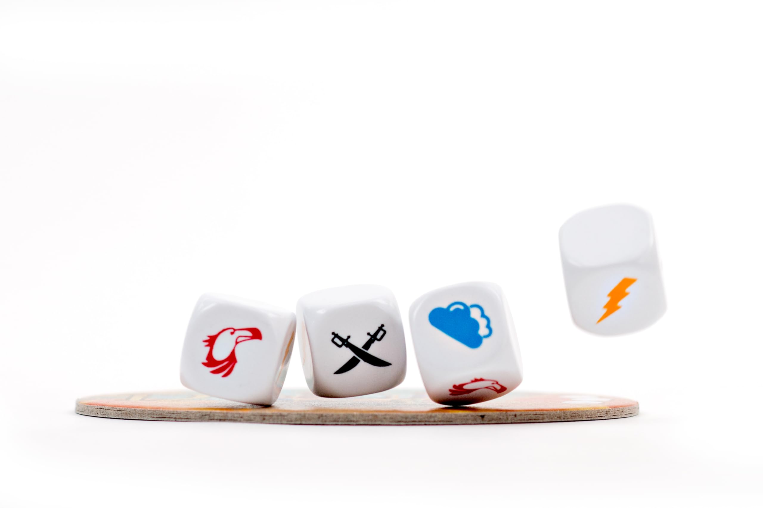 Blackrock Editions Celestia Card Game for 2-6 Players, Ages 8+, 30-Minute Play Time (French Version)