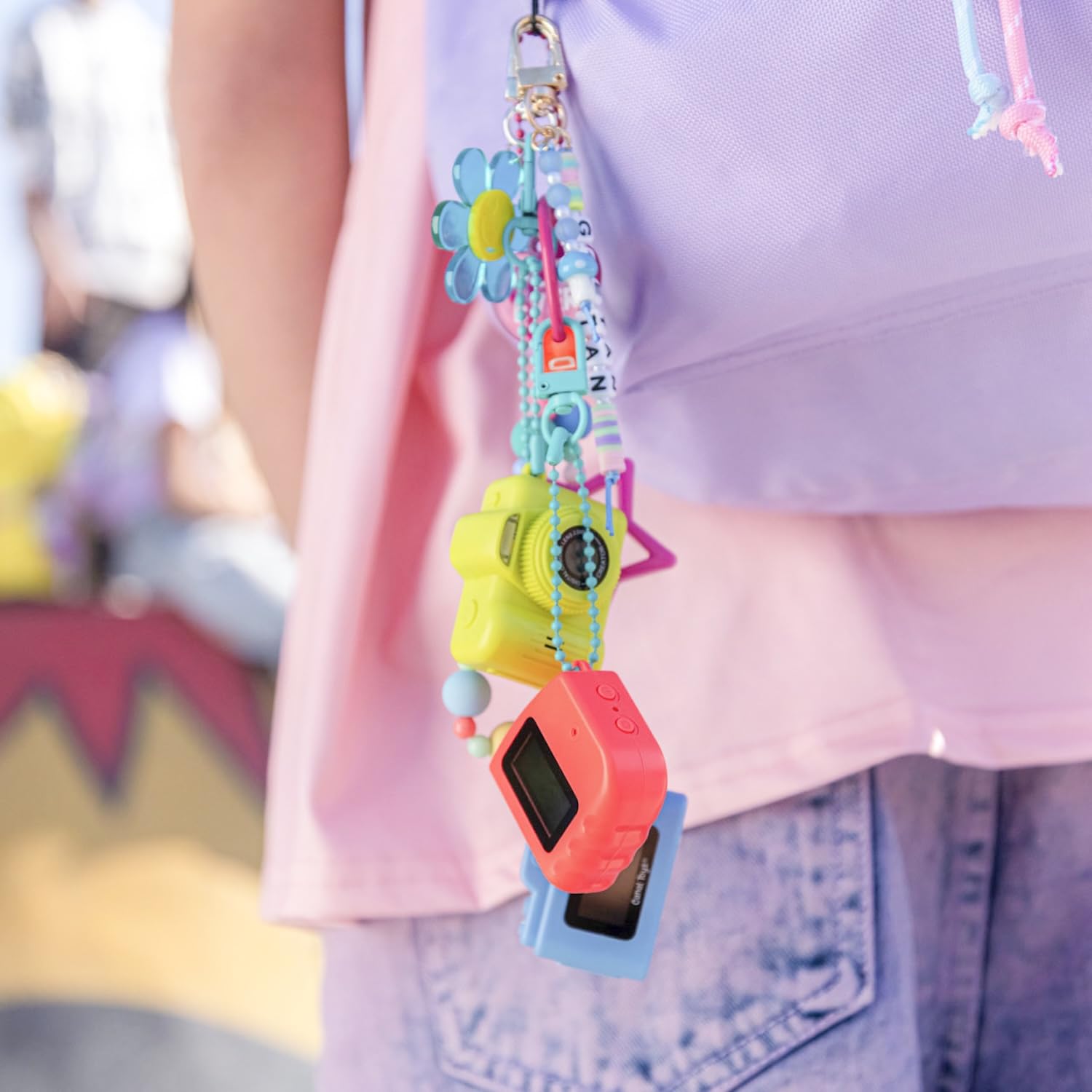 Photo Creator Mini Cam Digital Camera - Keychain Size with 1GB SD Card & 14 Fun Effects 5