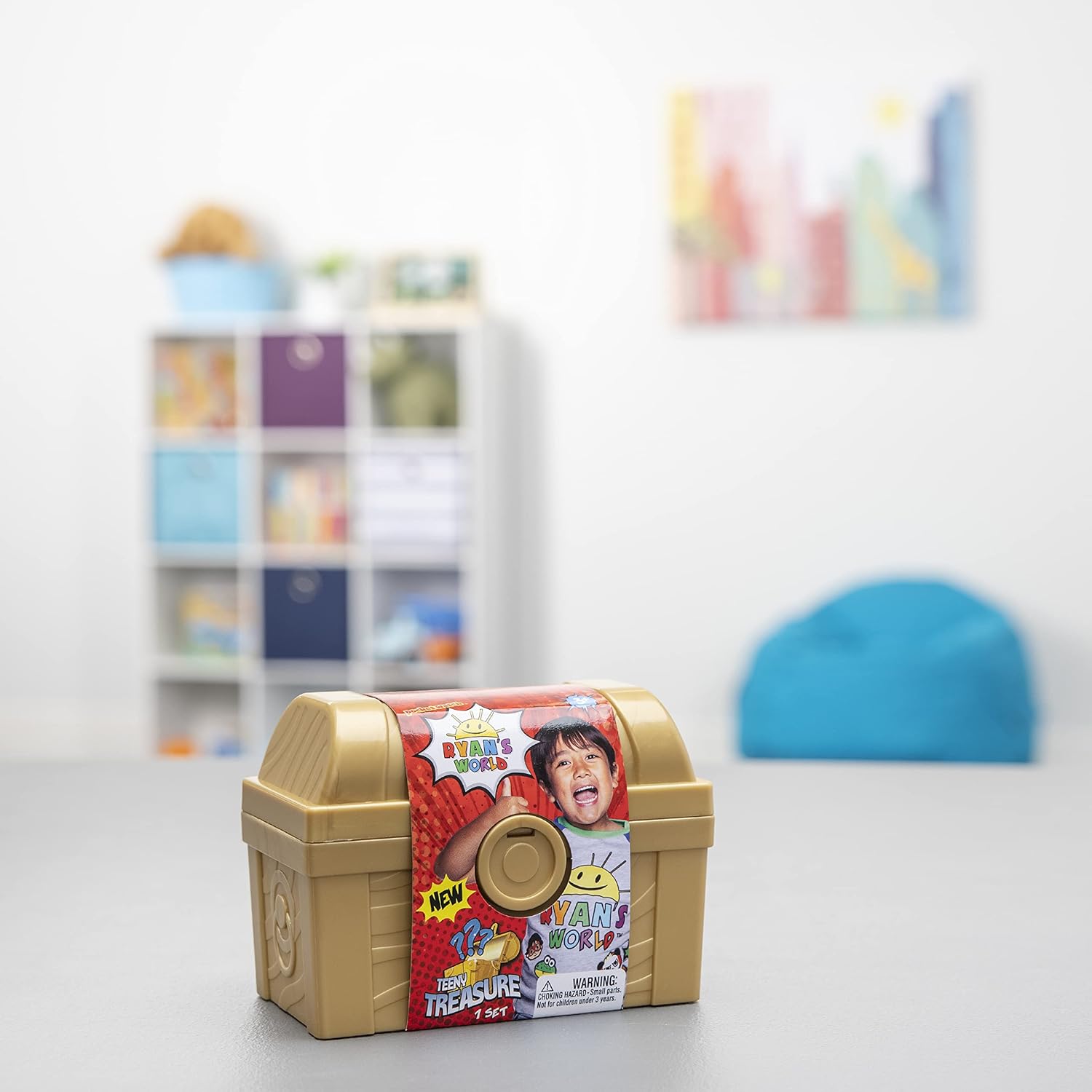 Ryan's World Teeny Treasure Chest - Mystery Micro Figures Playset for Kids