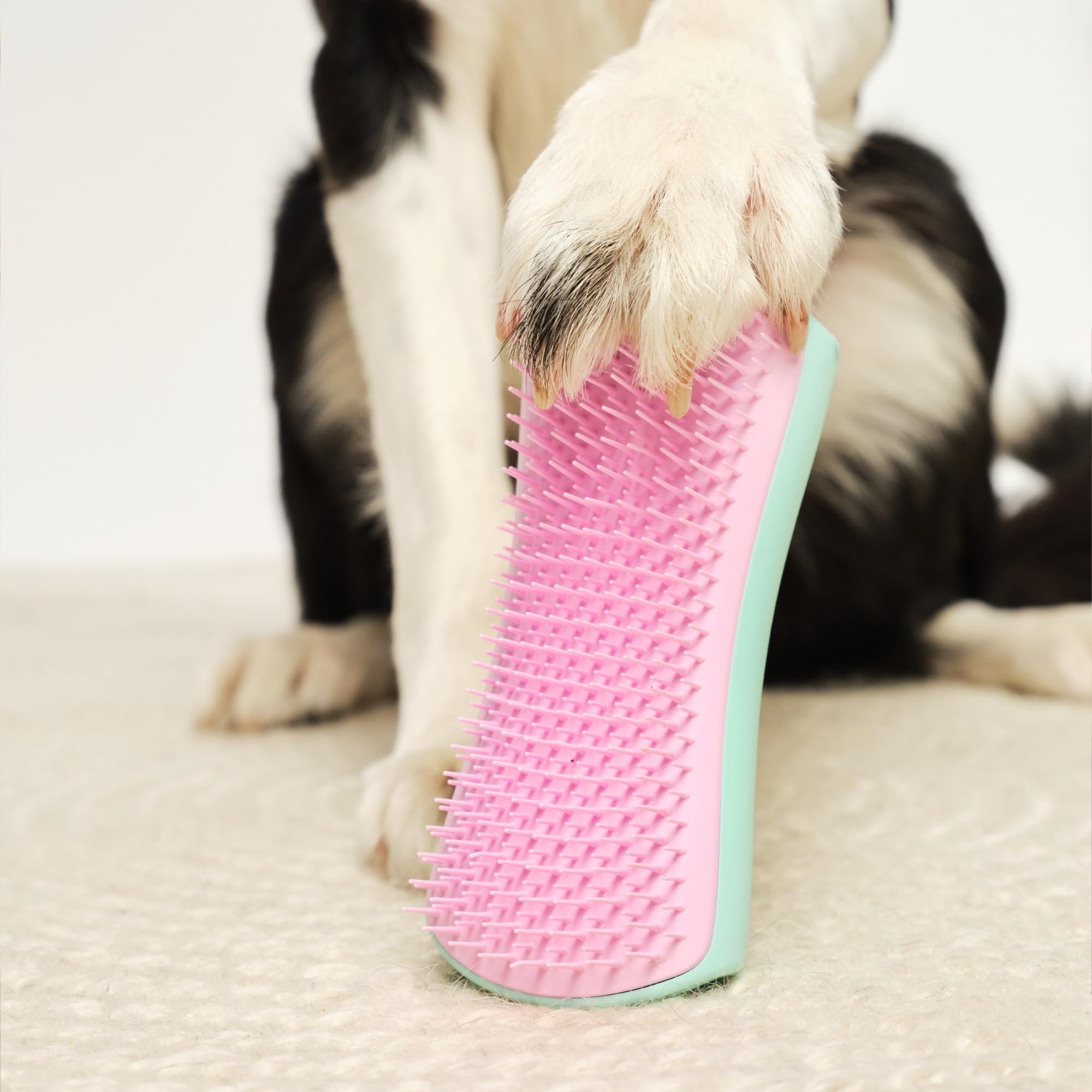 Tangle Teezer Pet Teezer De-Shedding Grooming Brush - Large, Mint & Pink | Dual-Tier Technology 7