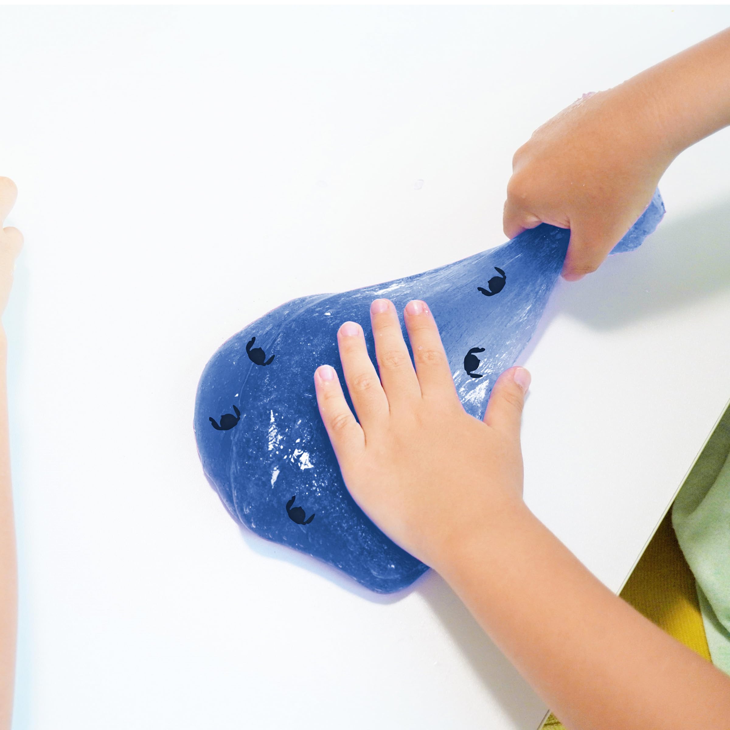 Lexibook Disney Stitch Stretchable Slime Toy with Confetti, Model SLIM01D 3