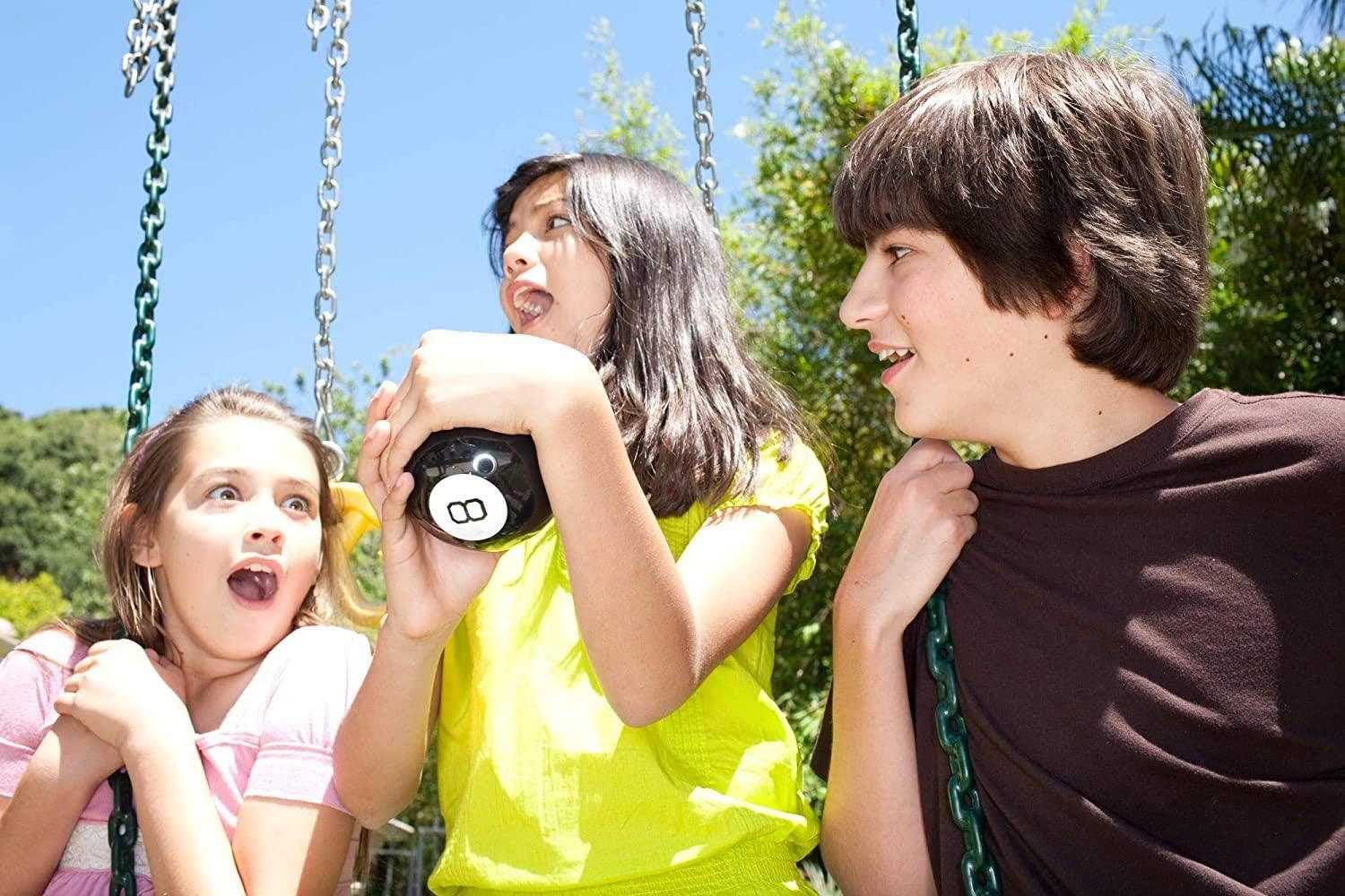 Mattel Games Magic 8 Ball Classic Predictive Toy 4