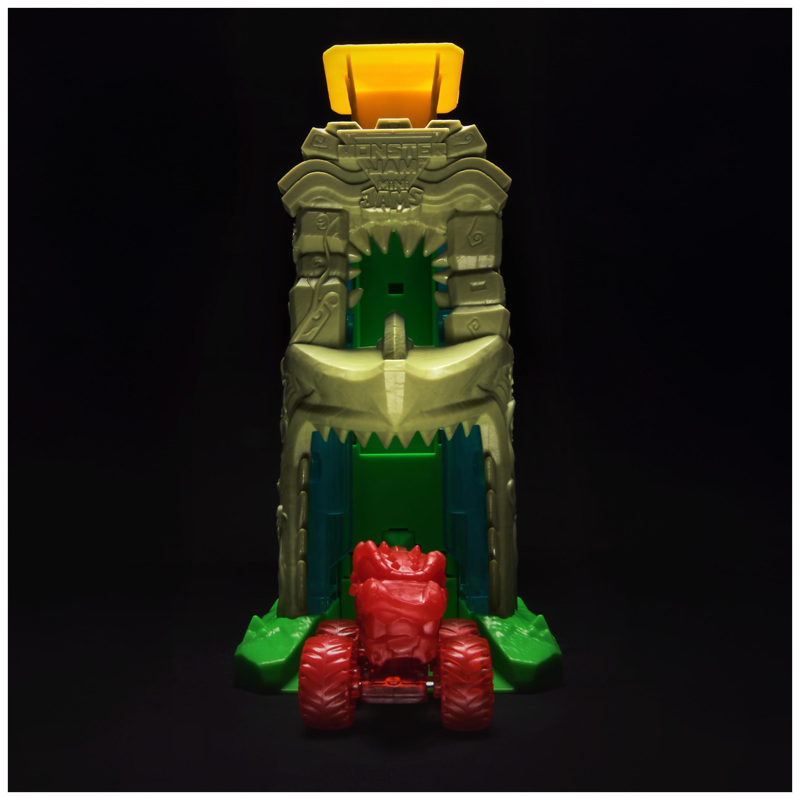 Monster Jam Mini Jams Megalodon Jungle Blaster Launcher Playset - 17.7 cm Rapid Fire Action with 2 Exclusive Trucks