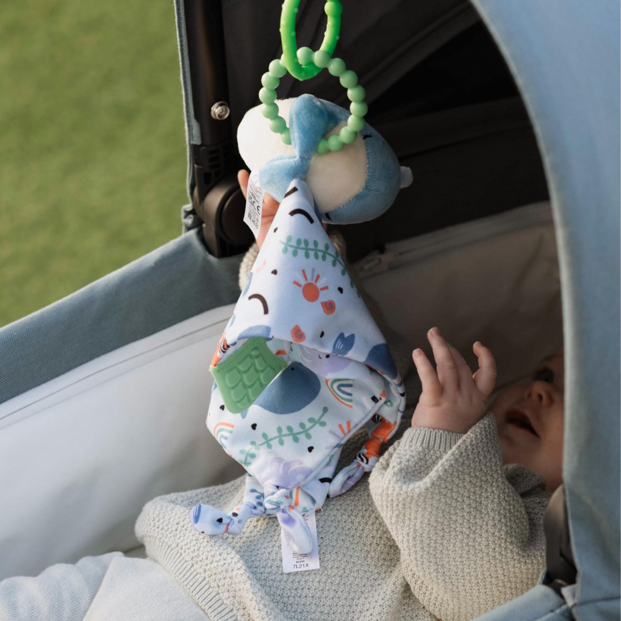 Nuby Linkables - 18-Link Multicolor Chain for Car Seat & Stroller Toys - 3 Months+ 4