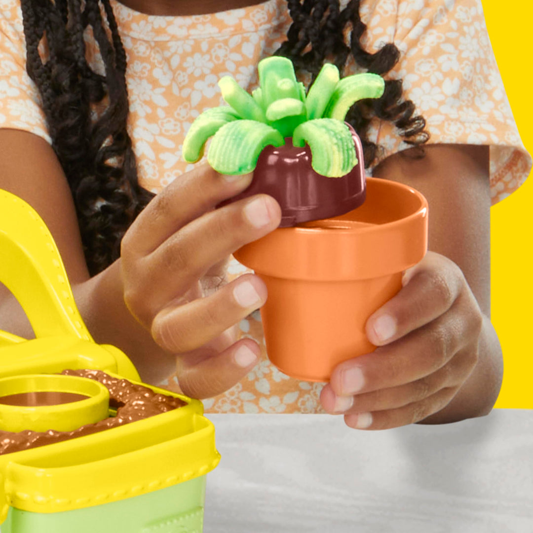 Play-Doh Blooming Flowers Playset - Creative Arts & Crafts for Toddlers 3+
