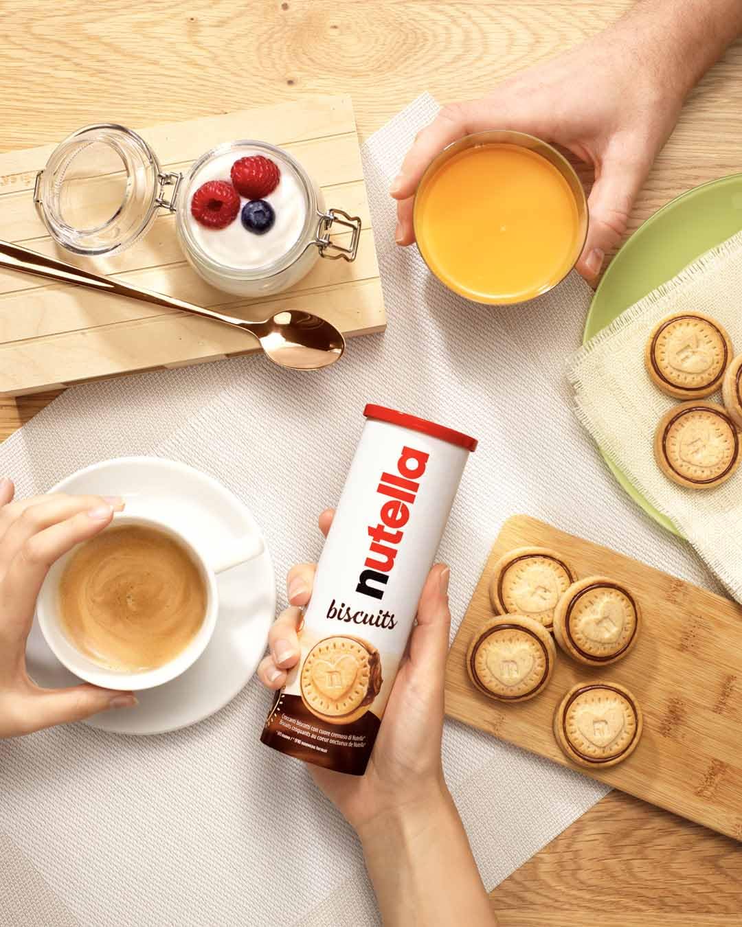 Nutella - Chocolate Biscuits with Creamy Hazelnut Filling, 166g 8