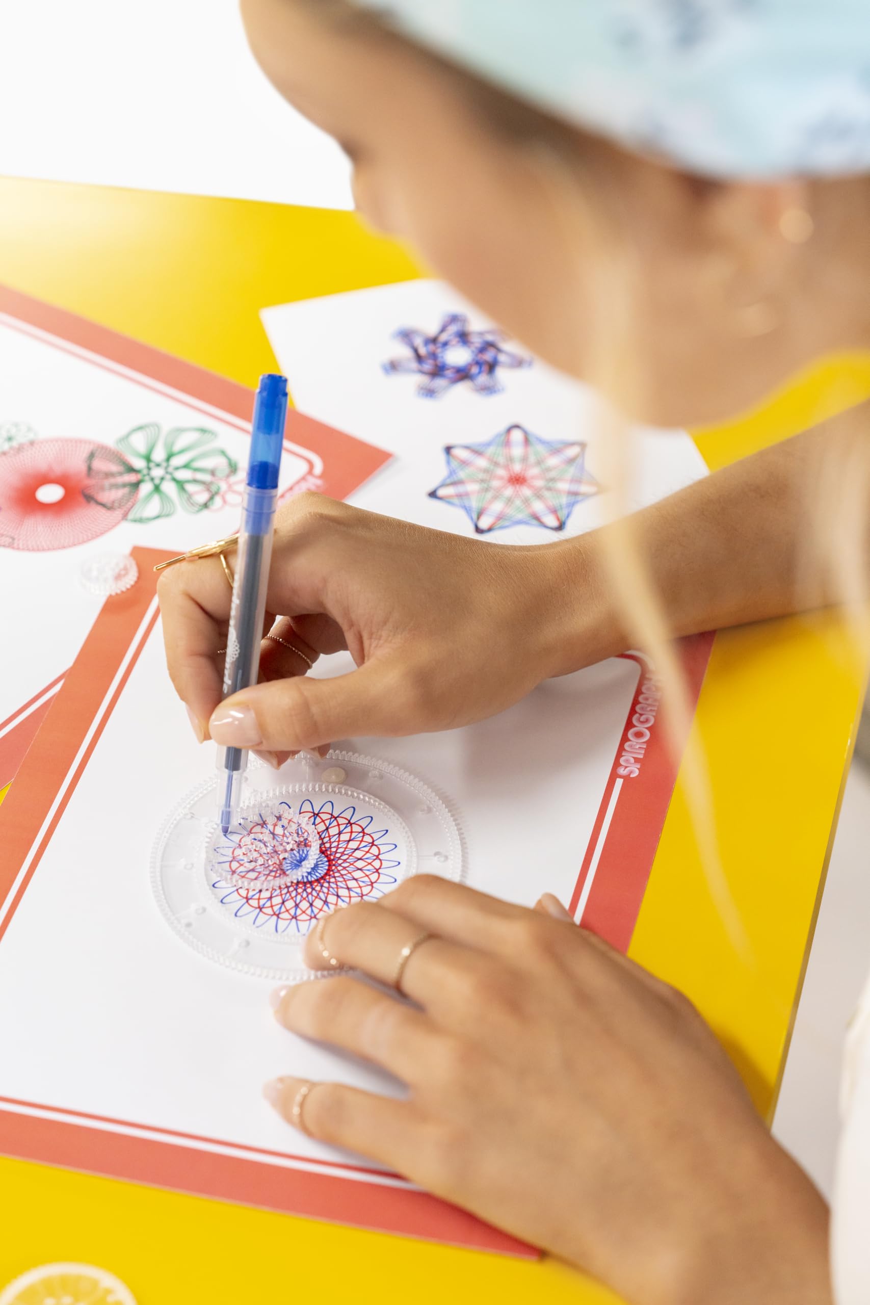 Spirograph Retro Tin - Collector's Edition Art Set | Ages 8+ | 14 Pieces