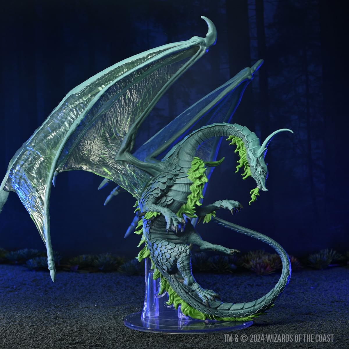 Dungeons & Dragons Icons of the Realms: Adult Moonstone Dragon Miniature by WizKids 5
