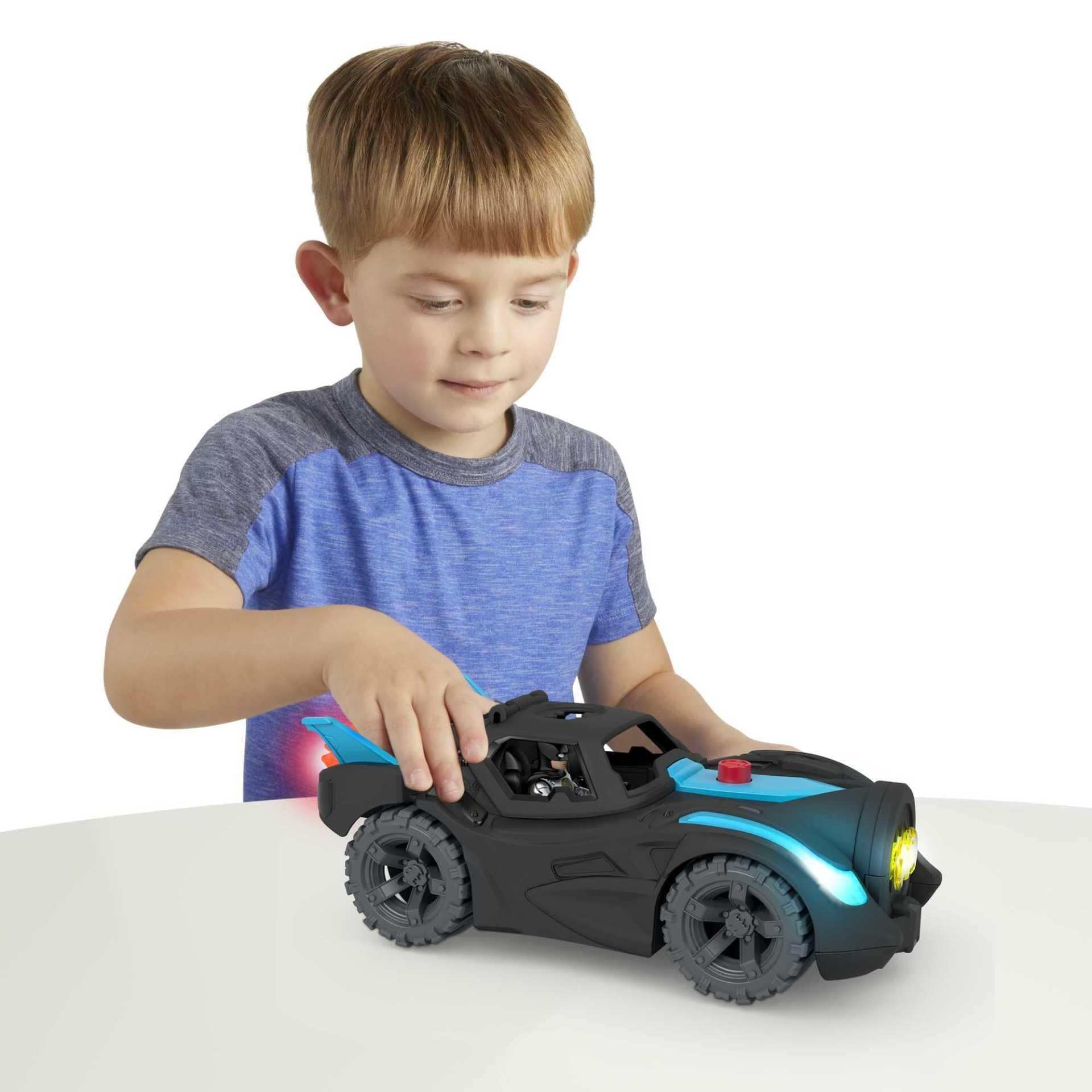 Fisher-Price Imaginext DC Super Friends Batmobile with Lights, Sounds & Projectile - Action Playset for Kids 5