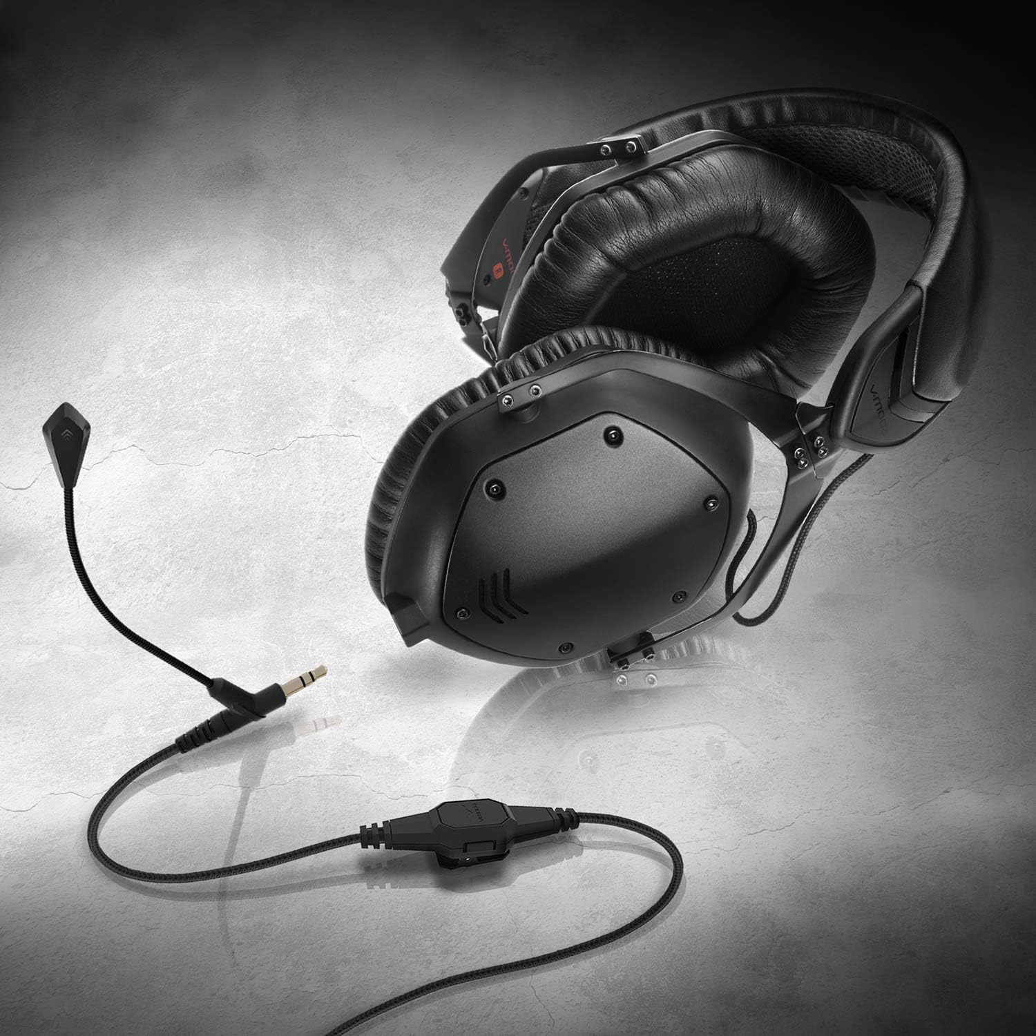 V-Moda BoomPro Detachable Microphone for Gaming & Communication - Black 7
