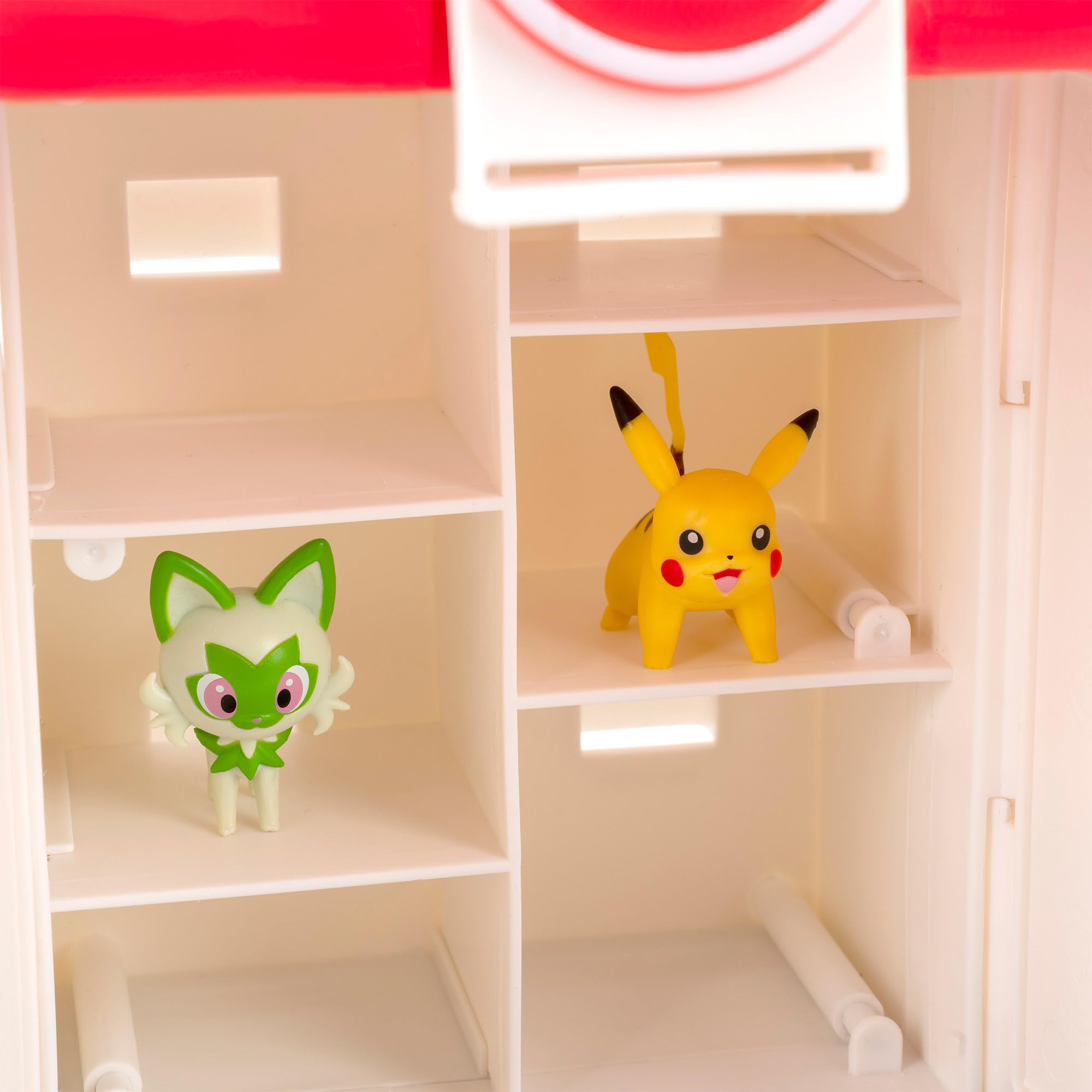 Pokémon Play ‘N’ Display Case - Multi-Level Storage with Rooftop Arena & 2 Battle Figures 16