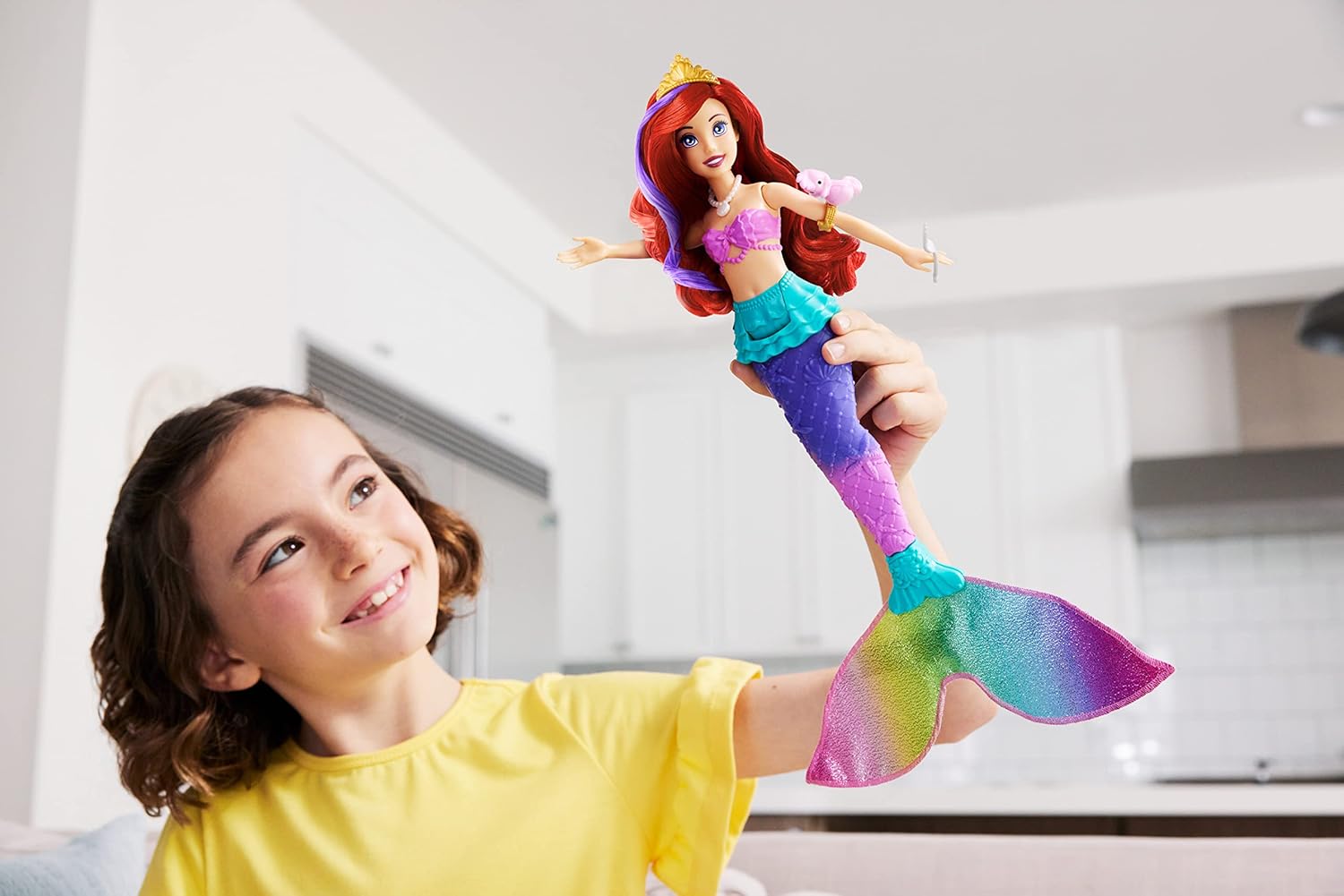 Disney Princess Ariel Swimming Mermaid Doll with Color-Change Hair & Seahorse Friend - Ages 3+ 5