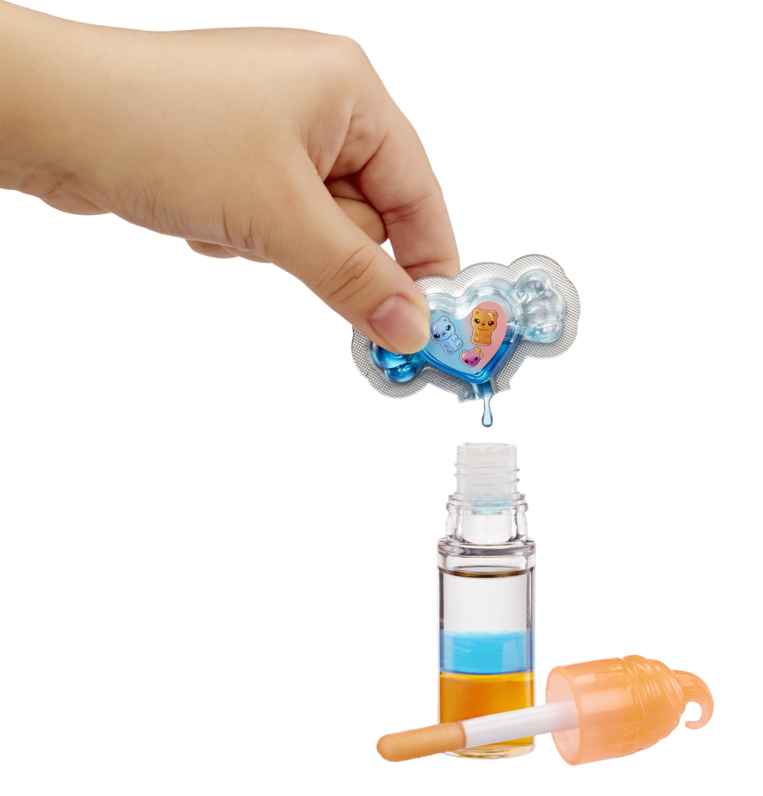 Yummiland Gwen Gummybear Lip Gloss Doll - Mystery Color Change Series 13