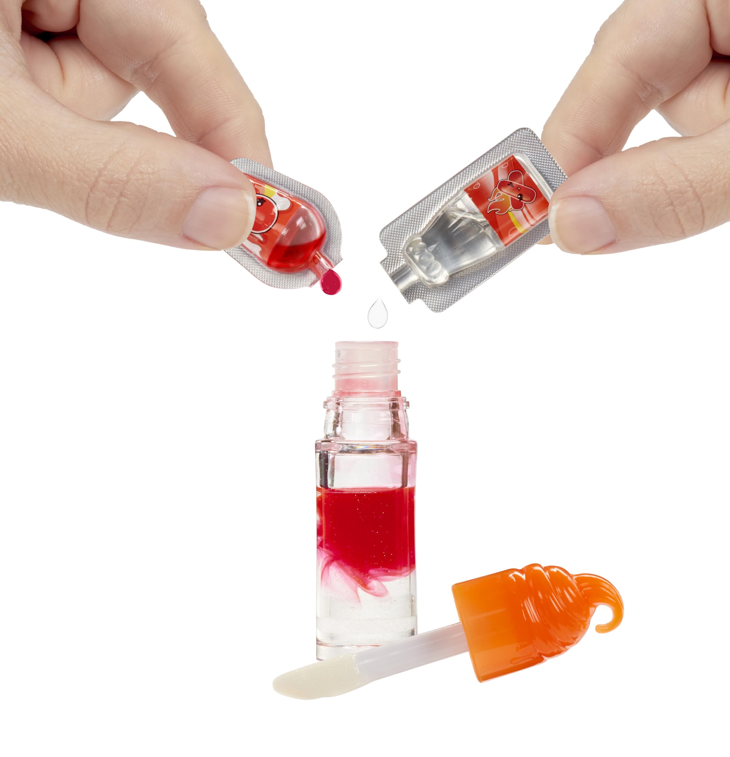 Yummiland Lip Gloss Doll - Amber Cinnamon - DIY Scented Fashion Doll with Customizable Lip Gloss Kit 3