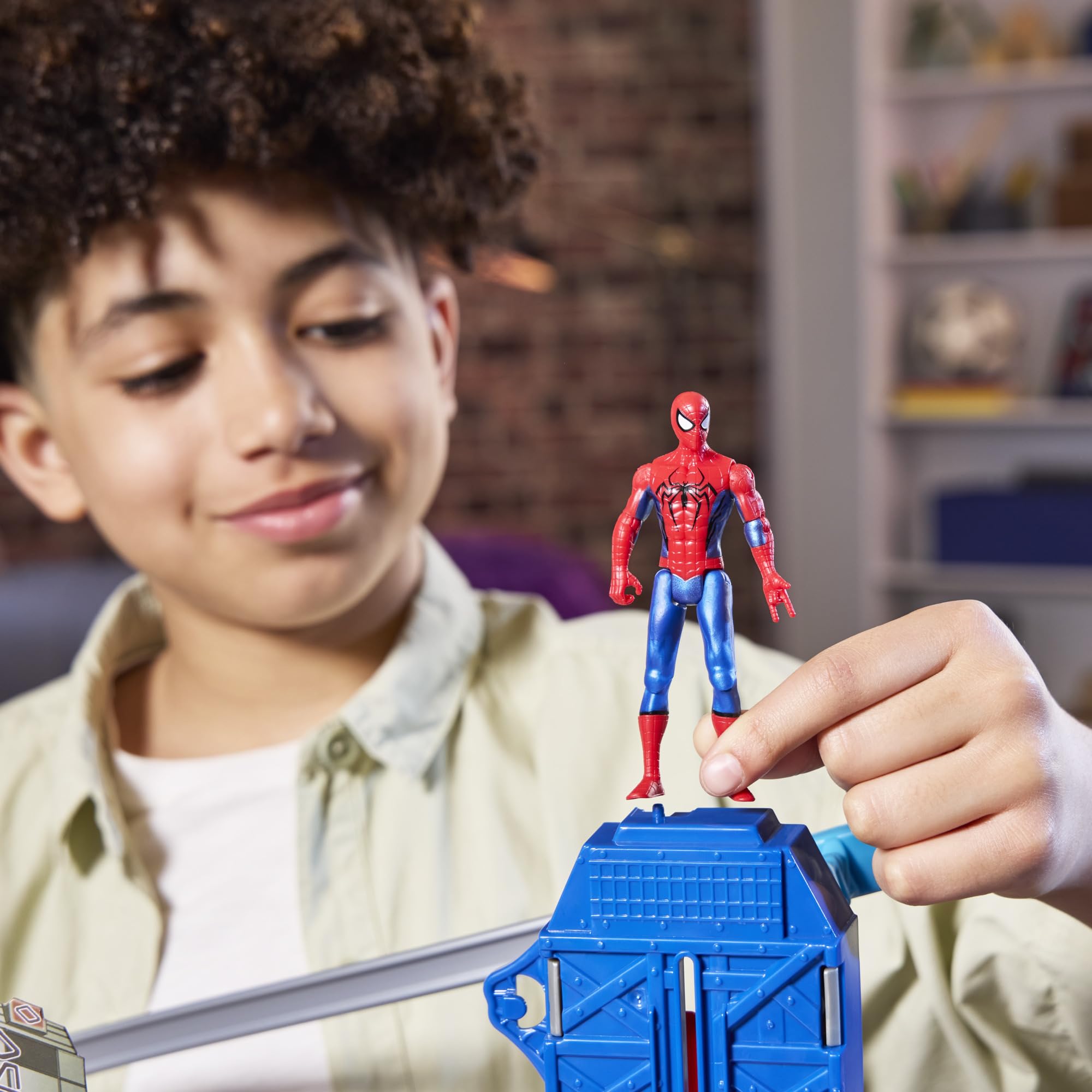 SPIDER-MAN VenomVersus Web Slinging City Playset - Over 18 Inches Tall | 30+ Features | Ages 4+ 11