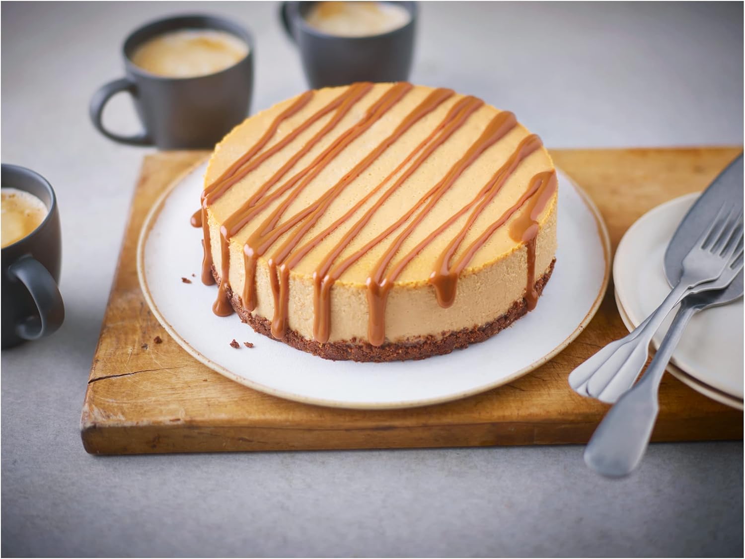 Carnation - Caramel Drizzle Dessert Sauce, 450g 5