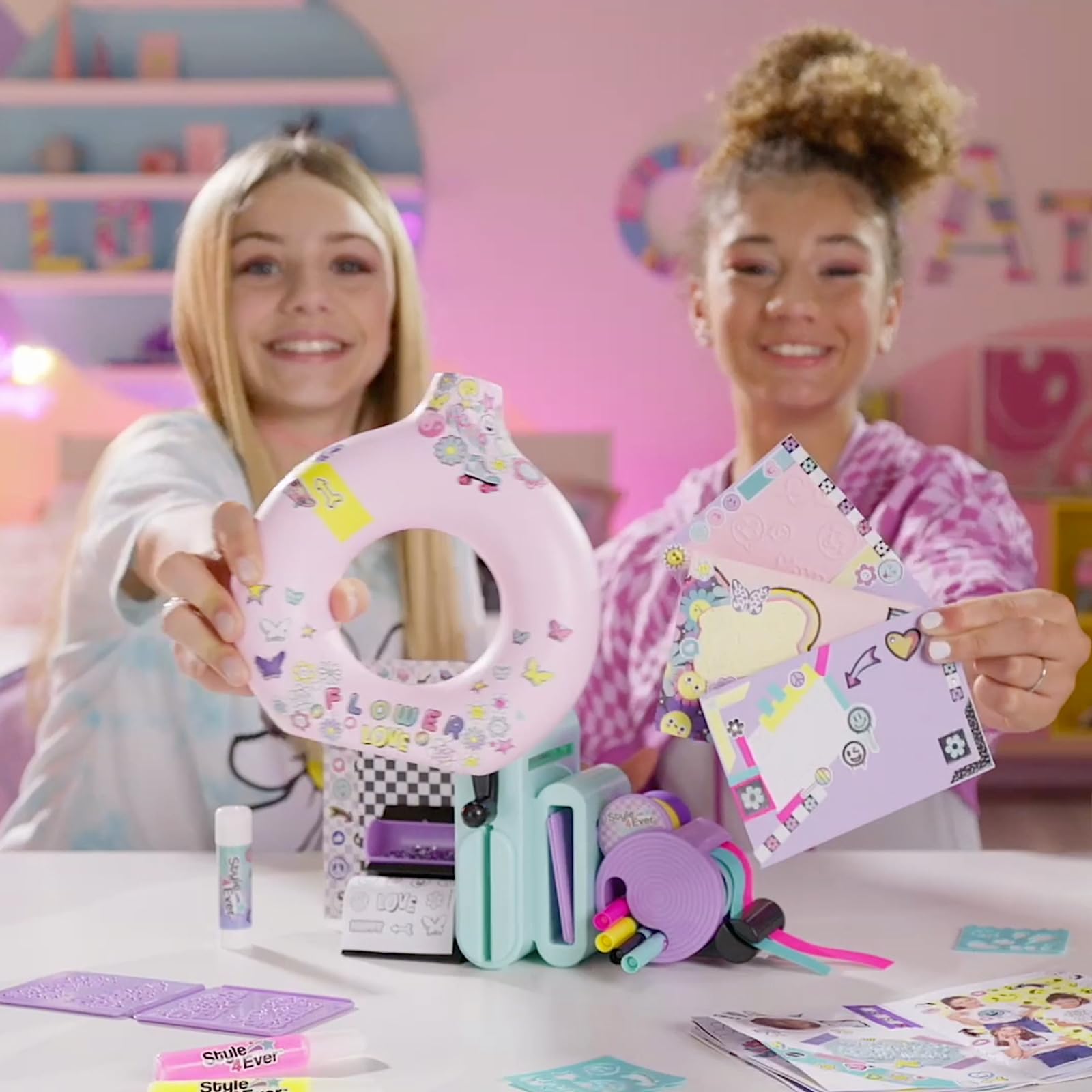 Style 4 Ever 3 in 1 Scrapbooking Station - Customize Notebooks, Stickers & Tape 6