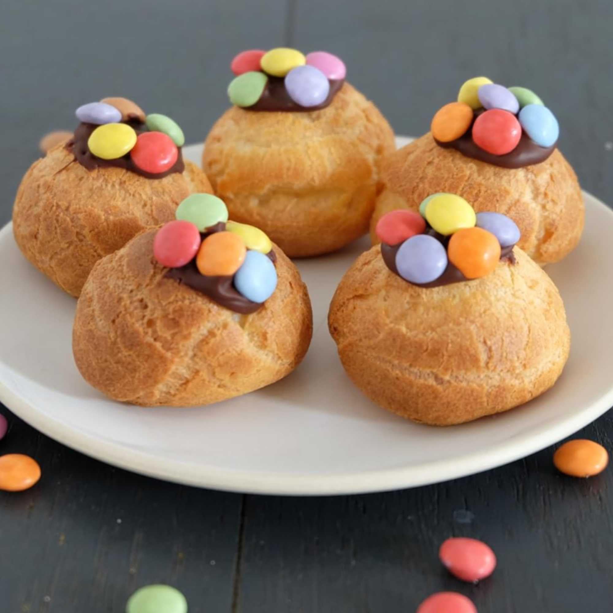 Nestlé SMARTIES Mini Mix-In 500g - Chocolate Baking Mix-In with Colourful Sugar Shells 10