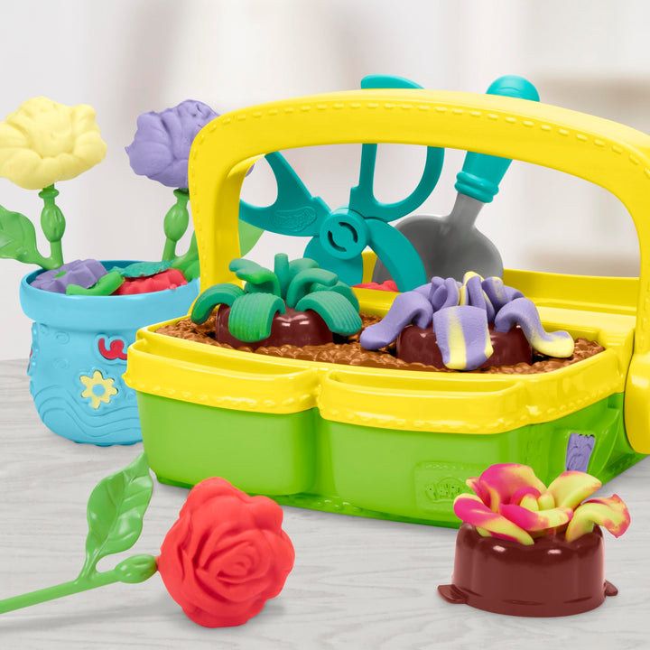 Play-Doh Blooming Flowers Playset - Creative Arts & Crafts for Toddlers 3+