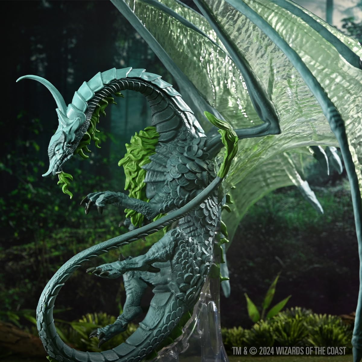 Dungeons & Dragons Icons of the Realms: Adult Moonstone Dragon Miniature by WizKids 7