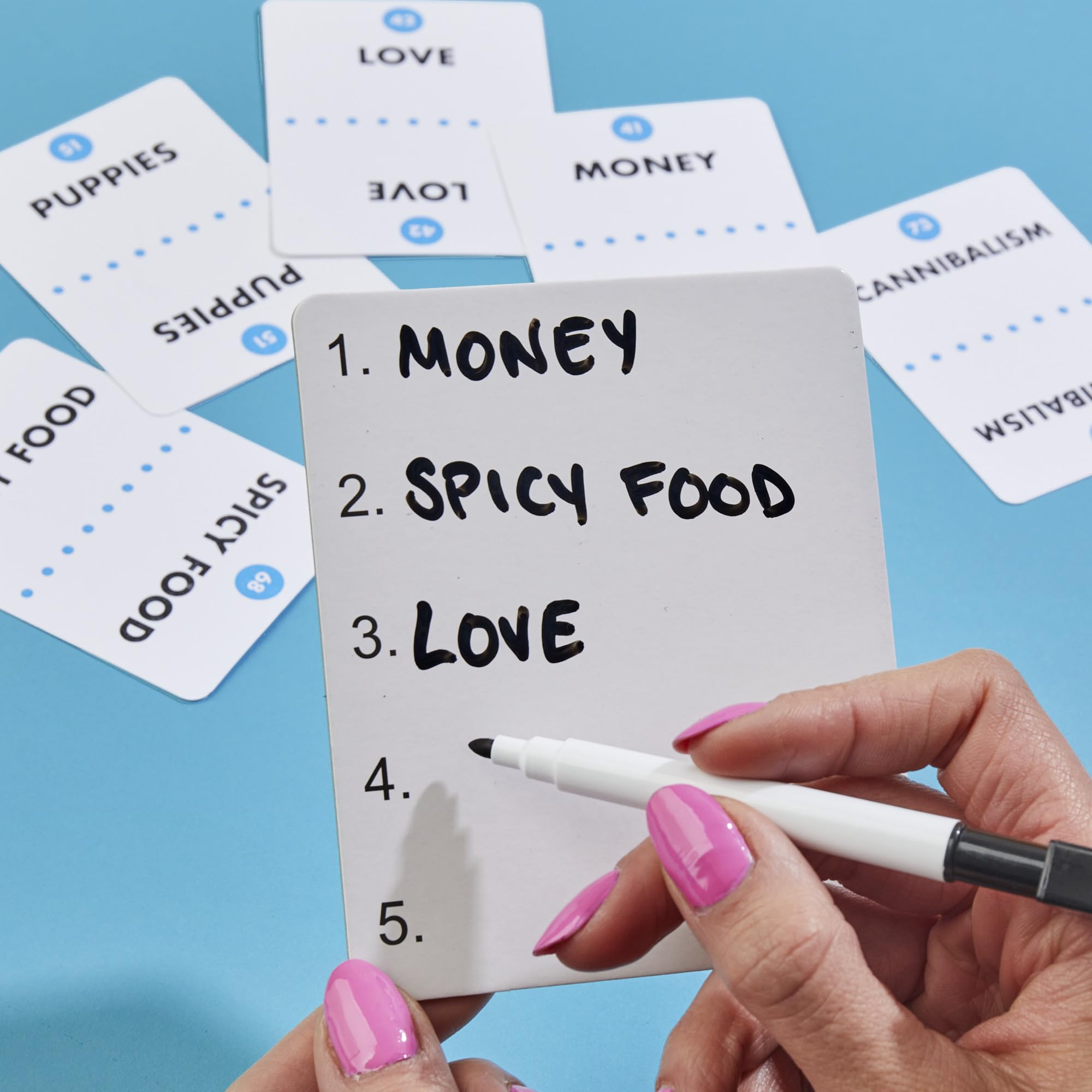 Hasbro Gaming Priorities Game - English Version 8