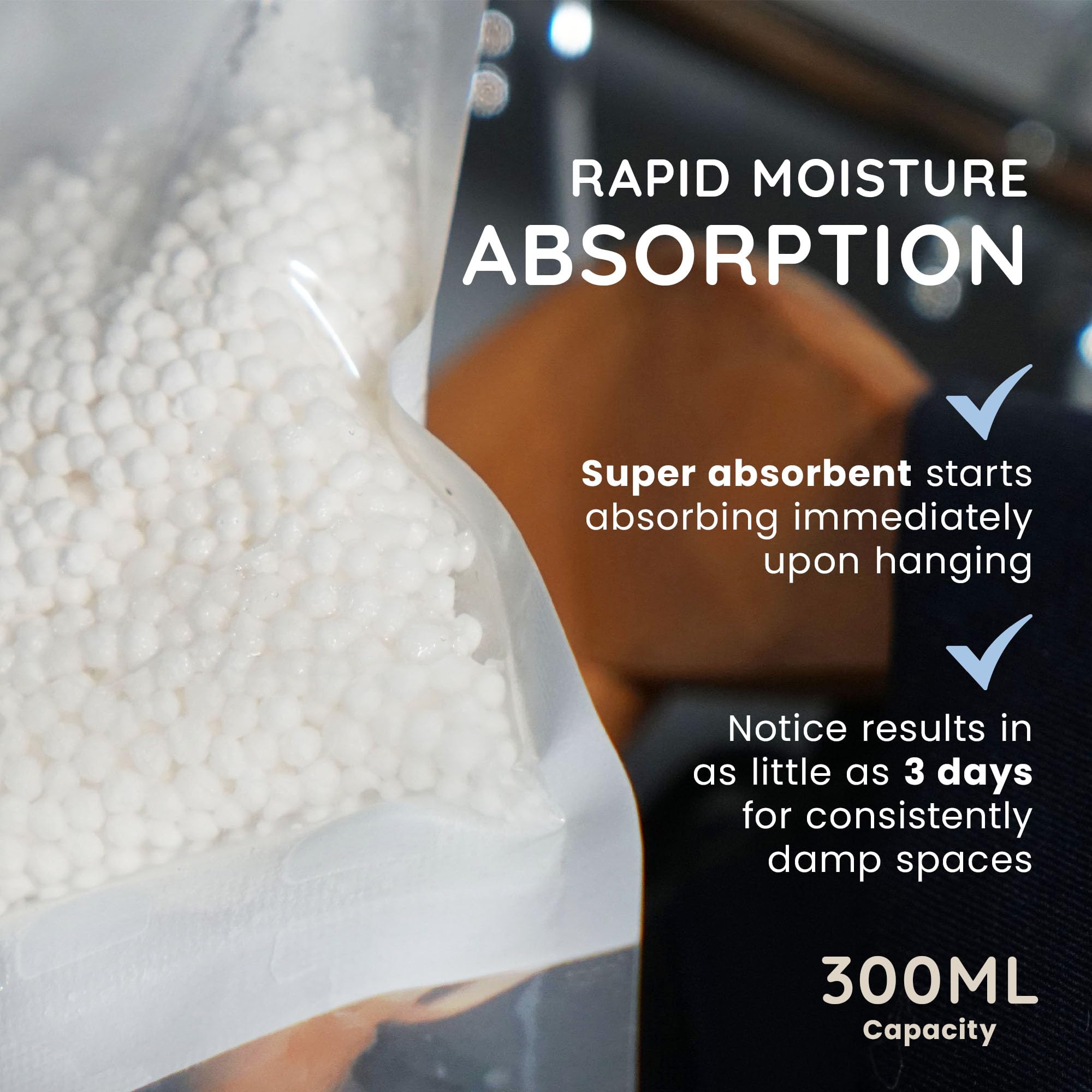 CUQOO - Hanging Wardrobe Dehumidifier Bags Disposable Moisture Absorber 6 Pack