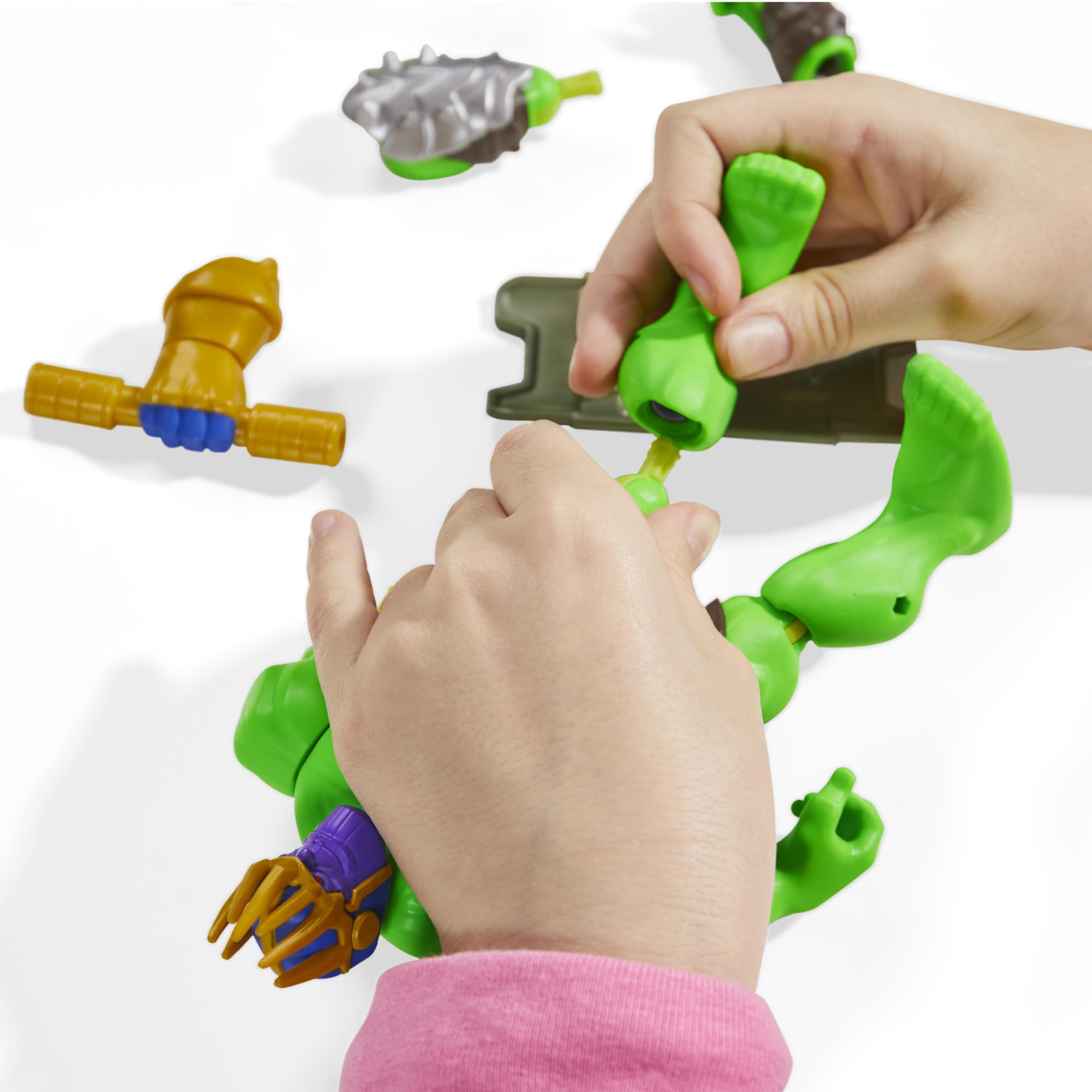 Marvel Press MixMashers Hulk Custom Deluxe Action Figure with Thanos Parts | 5-inch Scale | Ages 4+ 3