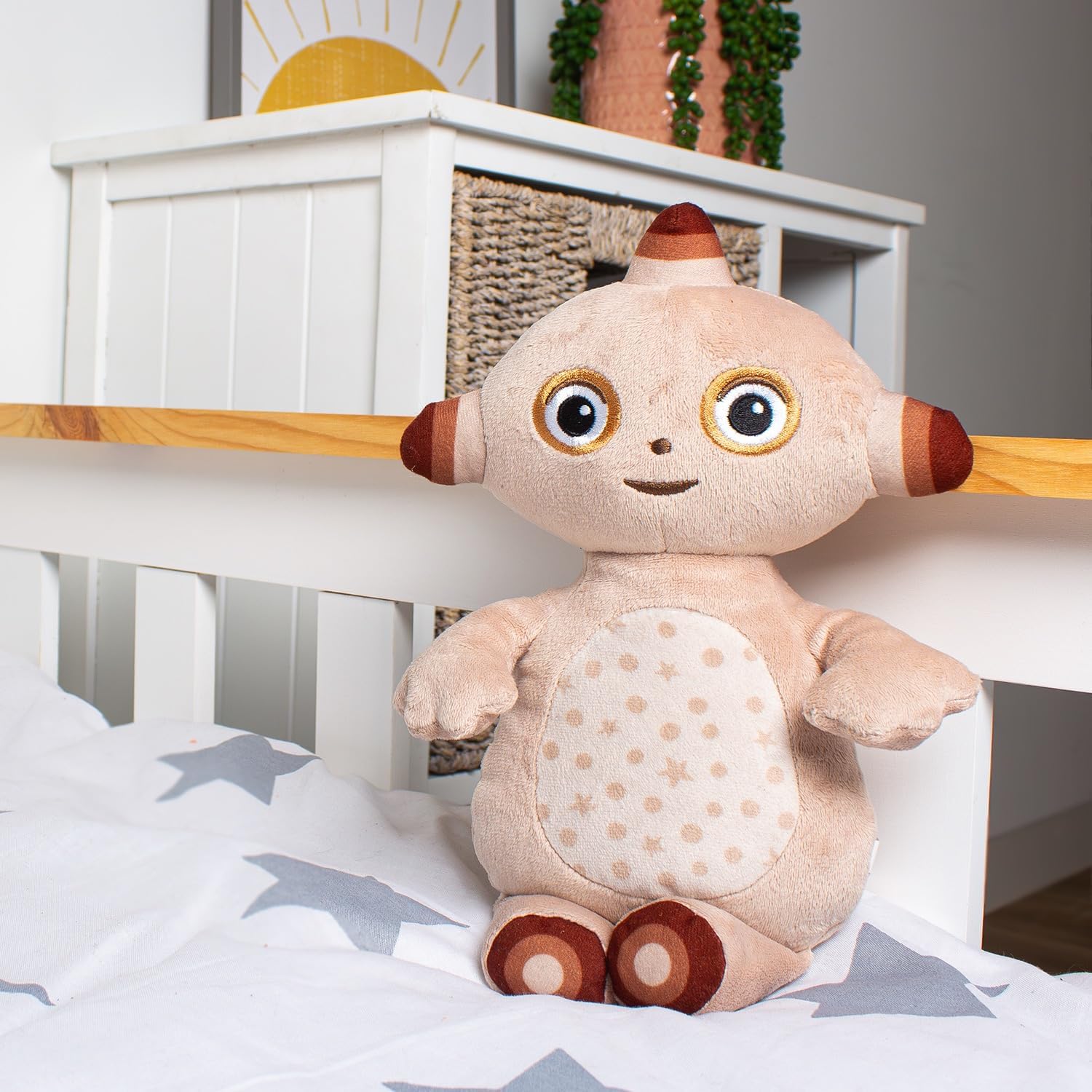 In The Night Garden Makka Pakka Talking Plush Toy - 32cm, Soothing Sounds & Theme Tune 6