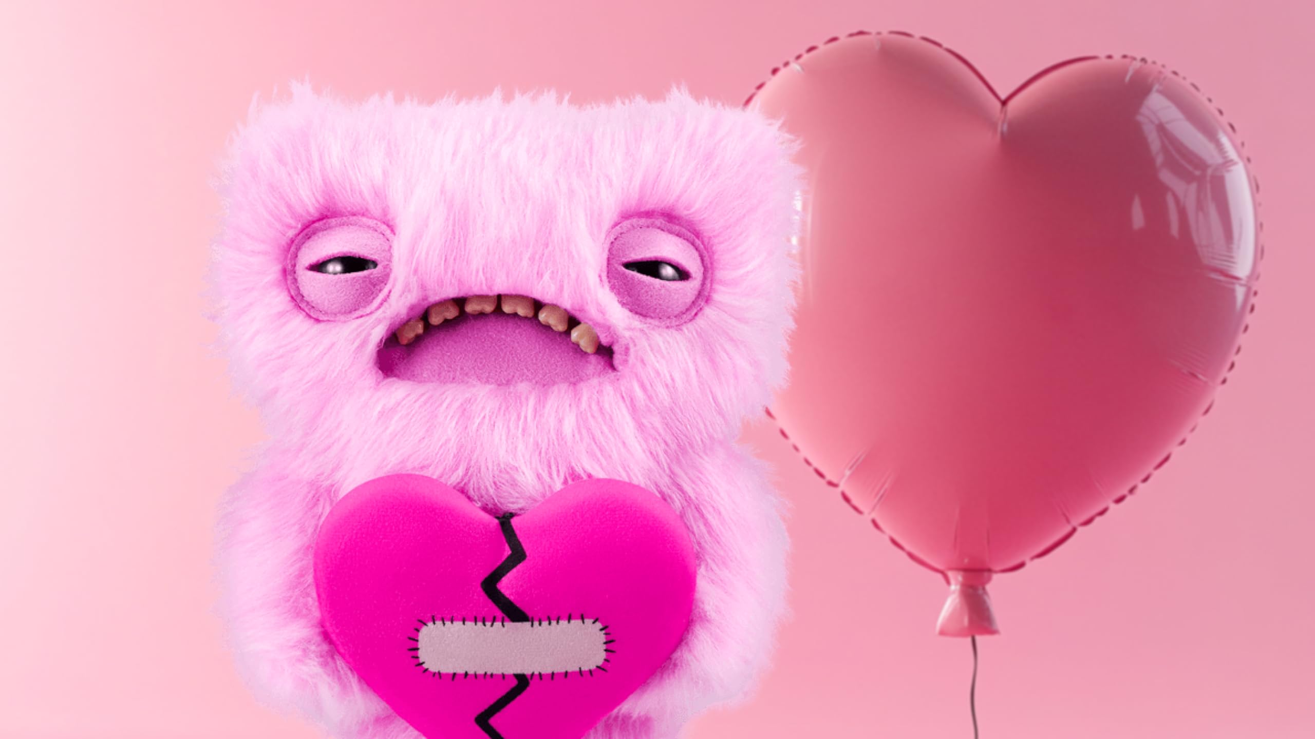 Fuggler Love Fugg by ZURU - Peculiar Plush Collectible with Human-Like Teeth, Pink Wide Eyed Weirdo