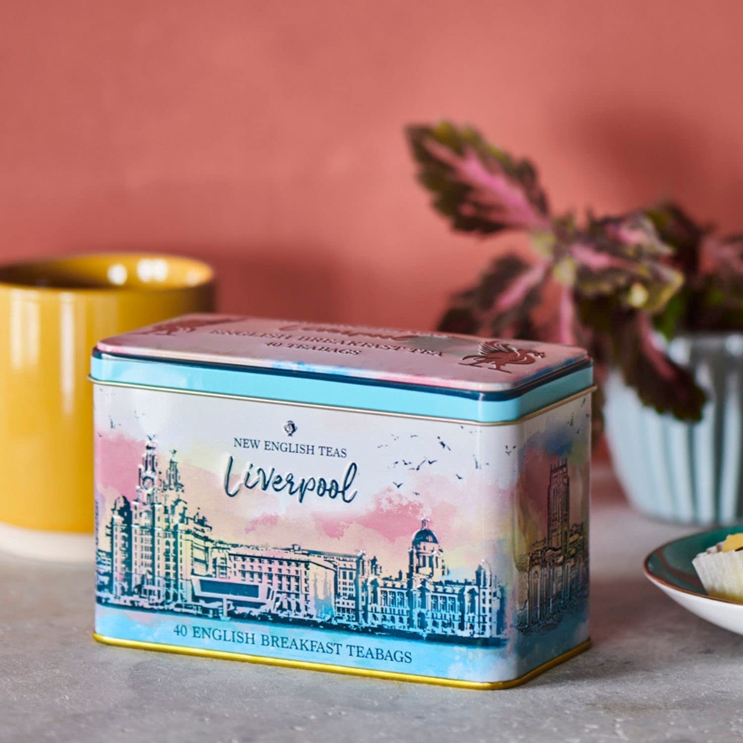 New English Teas Liverpool Gifts Tea Caddy with 40 English Breakfast Teabags 4