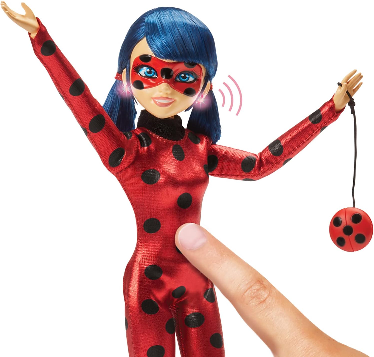 BANDAI Miraculous Ladybug Talk & Sparkle Deluxe Fashion Doll with Light-Up Earrings and Sound Functions (P50250) 5