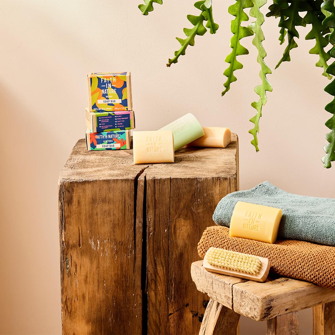 Faith in Nature Organic Aloe Vera Soap Bar (100g) 8