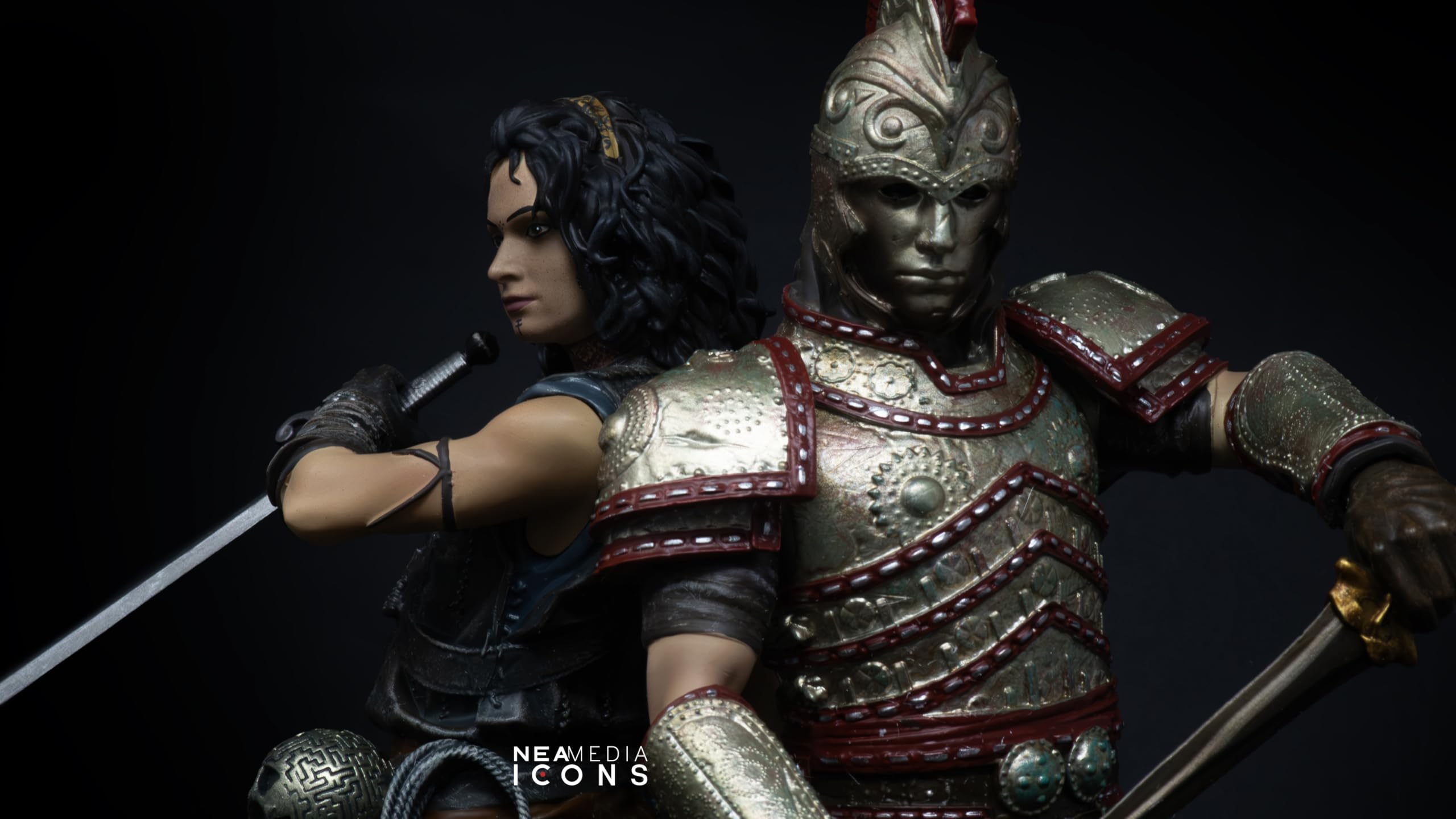 Neamedia Icons A Plague Tale Resonance Collector Box - Sophia & Theseus Figurine | Numbered Edition | 23cm Figurine
