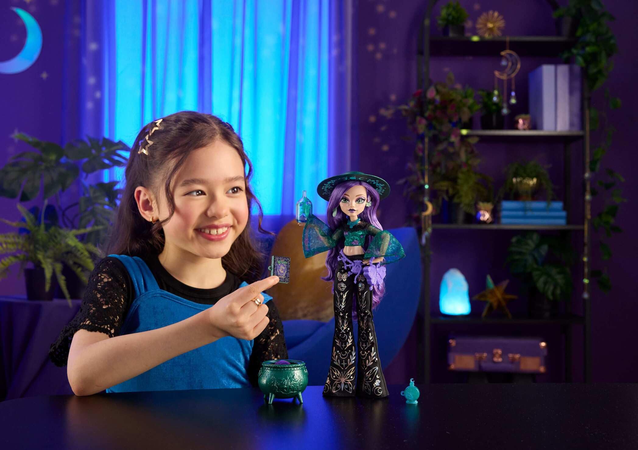Monster High Moonspell Magic Willow Thorne Doll - Nature Witch, Includes Hearing Aid & Cauldron Surprise
