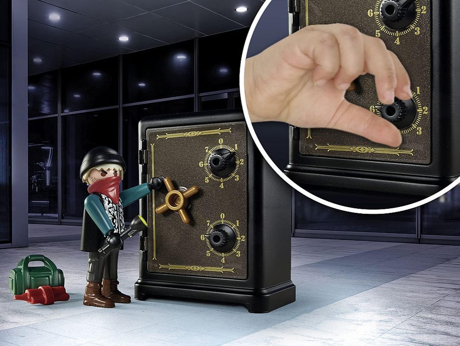 Playmobil 70908 City Action Starter Pack Bank Robbery - Police & Robber Playset for Ages 4+ 4