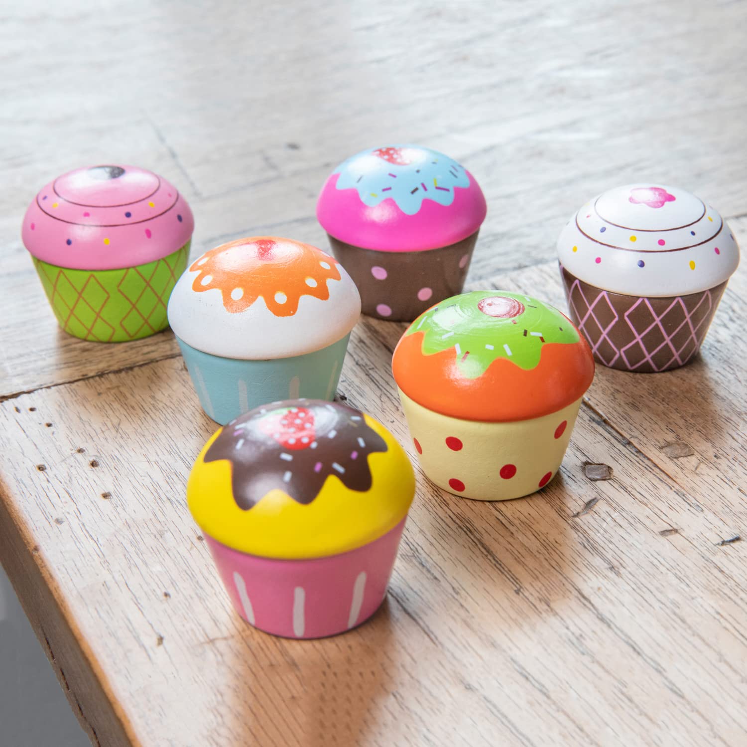 New Classic Toys Wooden Cupcake Assortment in Gift Box - 6 Pieces, Age 36m+ 11