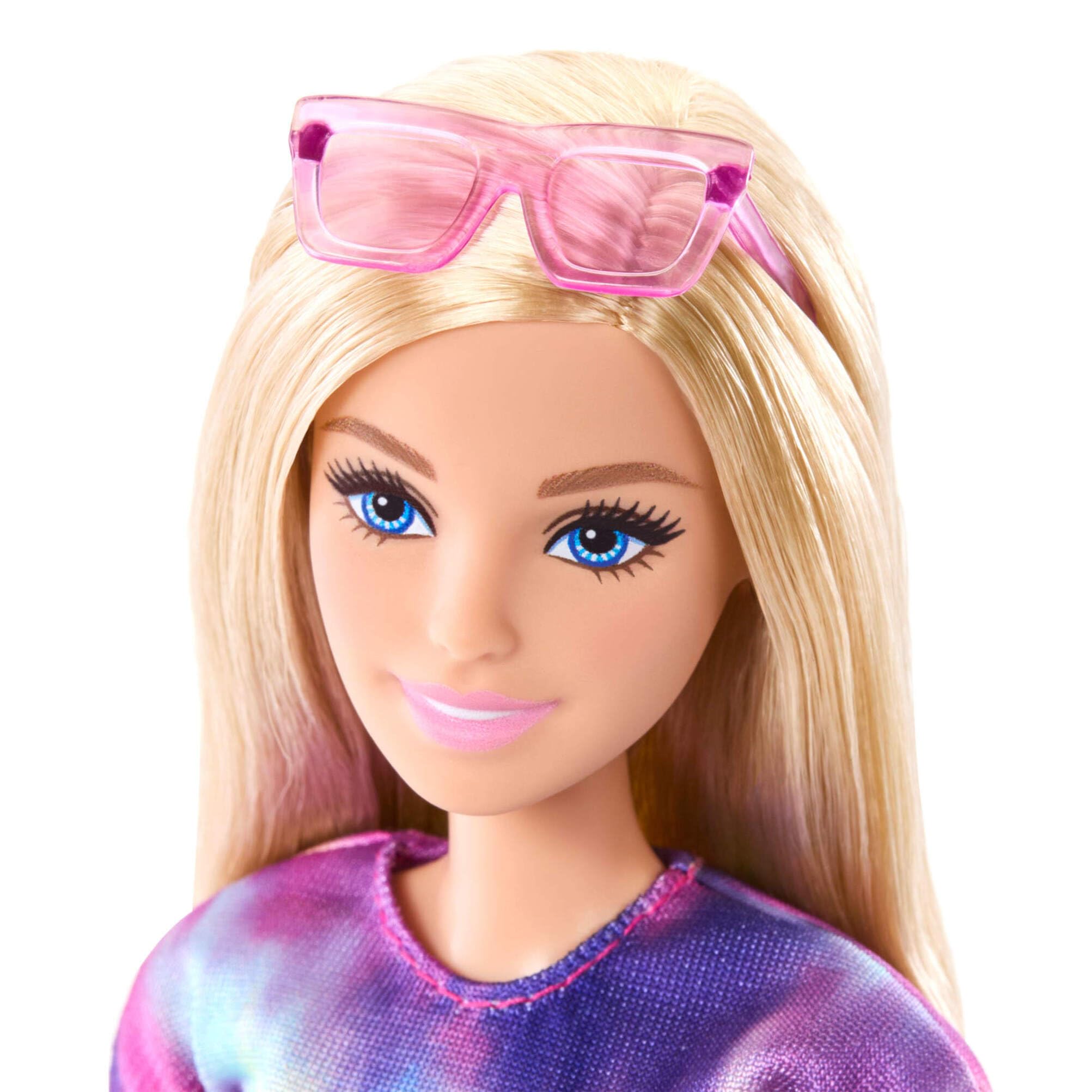 Barbie Mysteries: Beach Detectives Barbie 'Malibu' Fashion Doll - Casual Tie-Dye Style 3