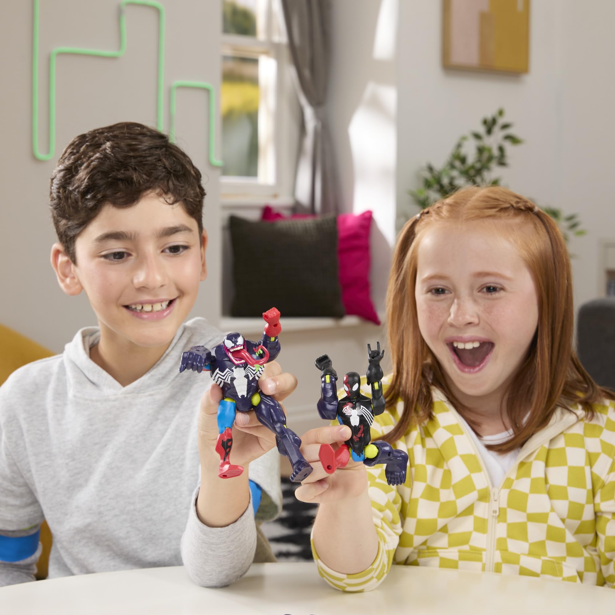 MixMashers Marvel Venom vs. Venomized Spider-Man Action Figure Set - Customizable Super Hero Toys for Kids 5