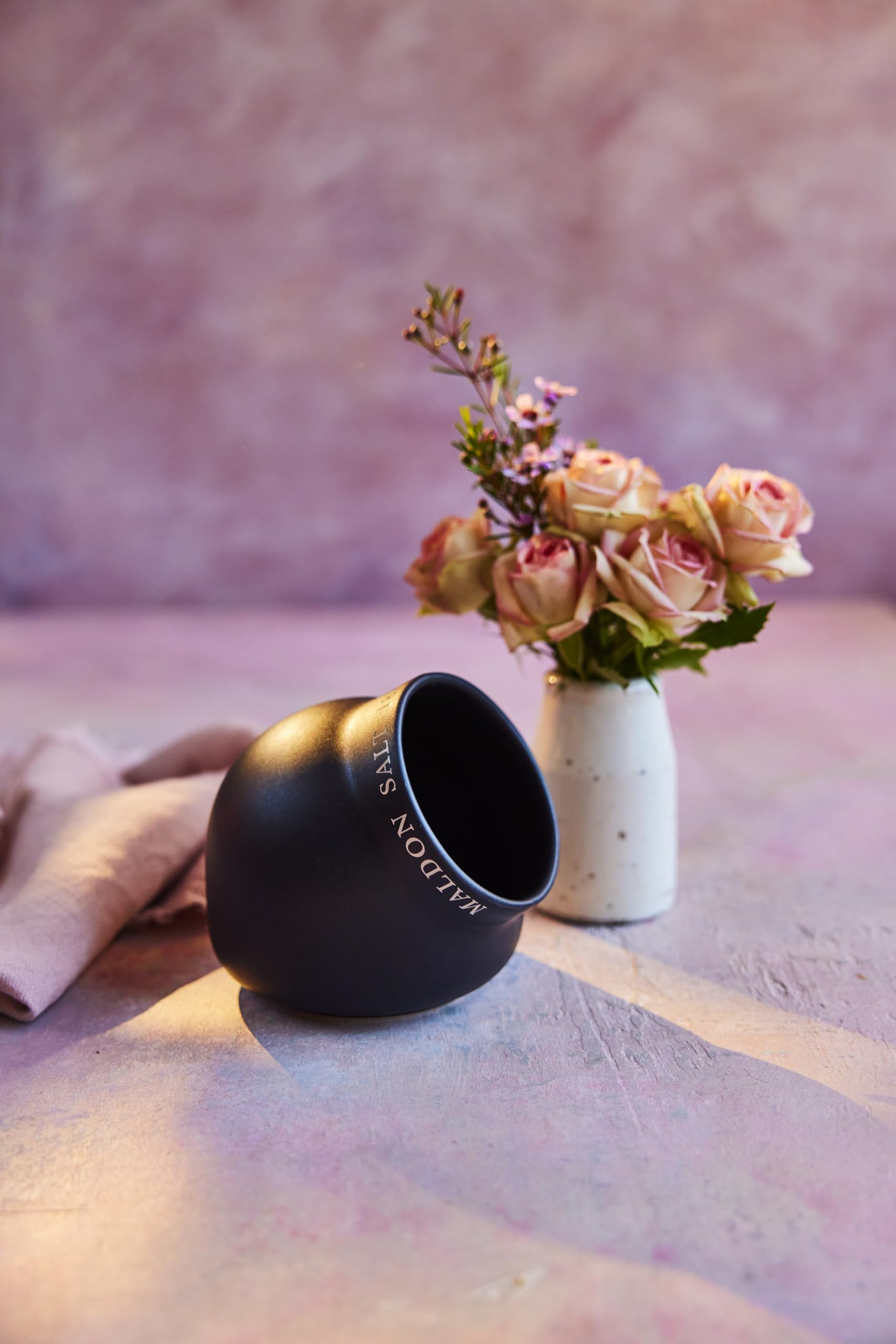 Maldon Ceramic Salt Pig - Classic Design for Kitchen Counter Storage | Black 4