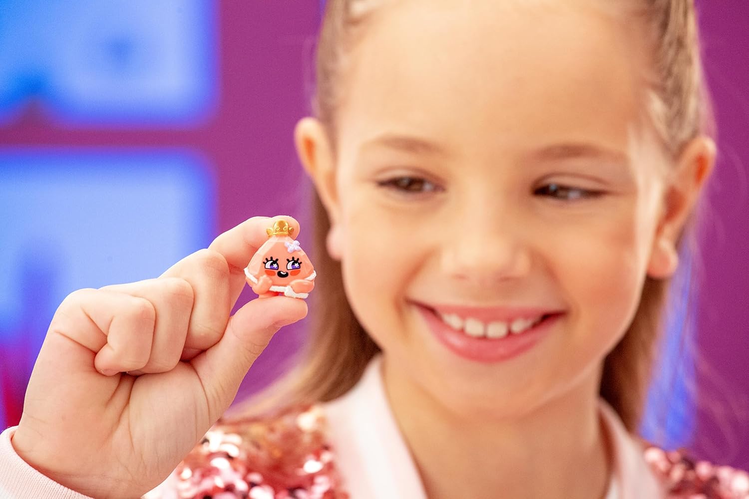 Bandai Pinky Promise The Royals 12 Pack - Gemmy Friends Collectible Set with Bracelet & Hair Clip 7